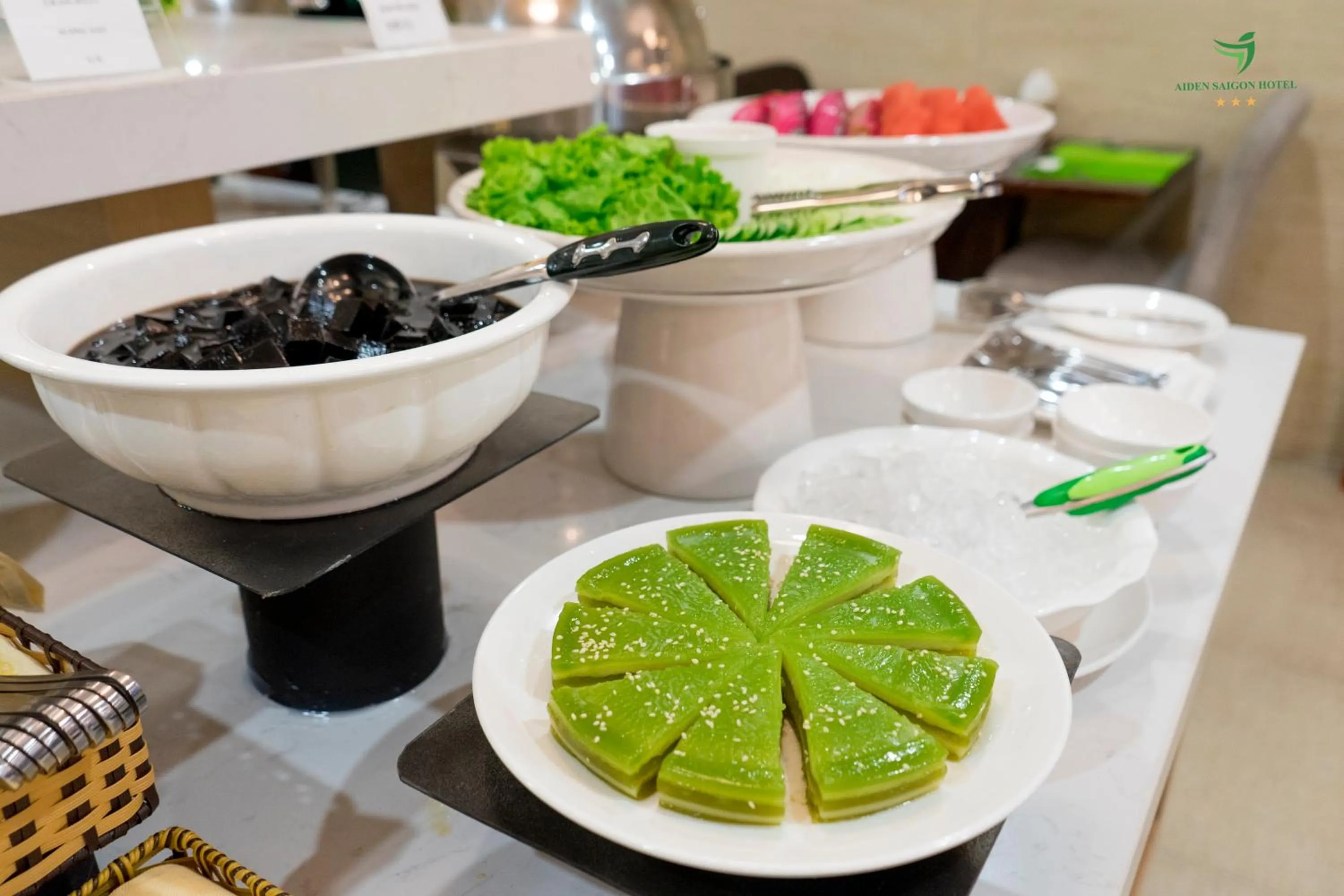 Restaurant/places to eat in Aiden Saigon Hotel