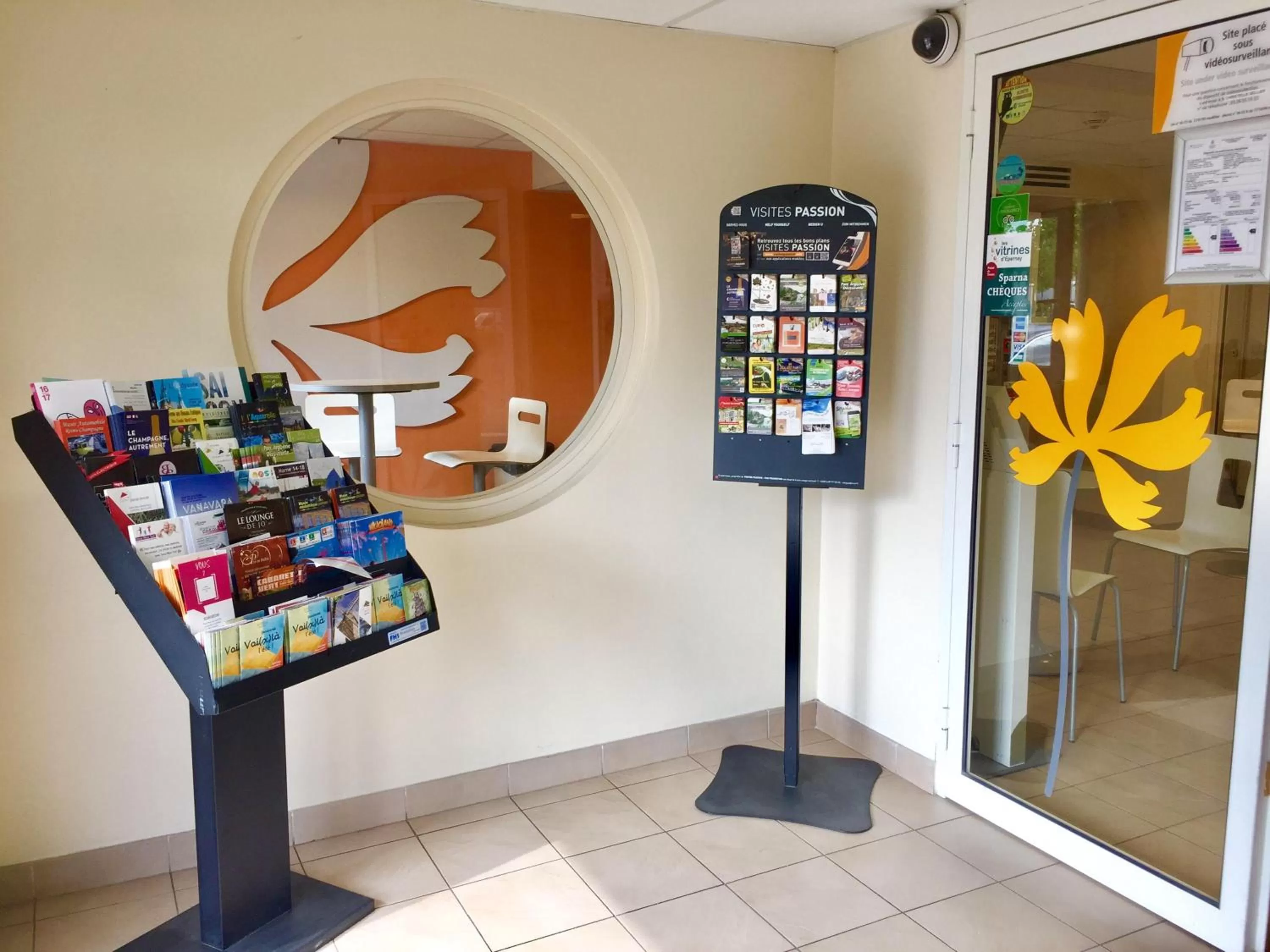 Entertainment in Première Classe Epernay