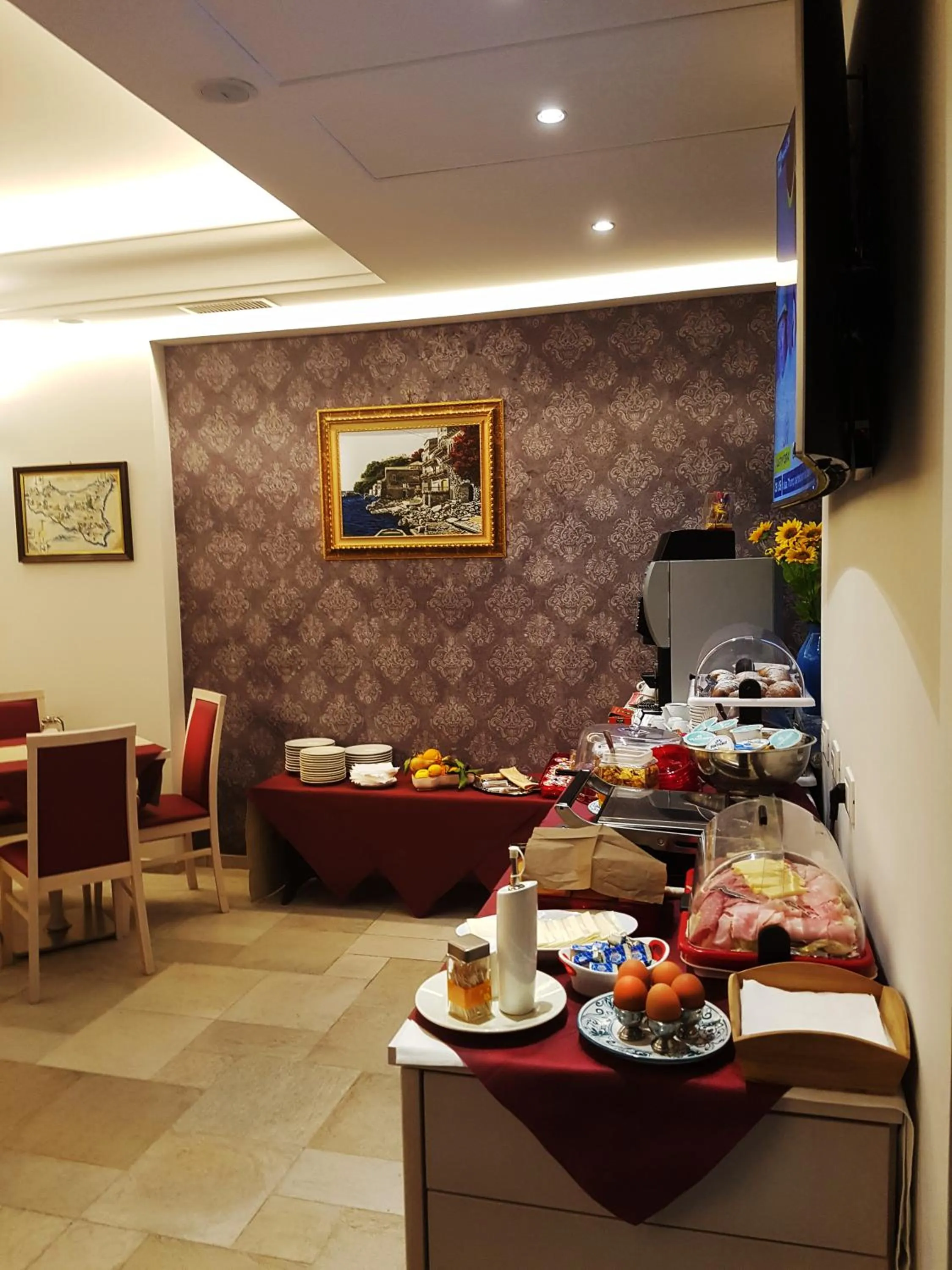 Buffet breakfast in Hotel La Giara
