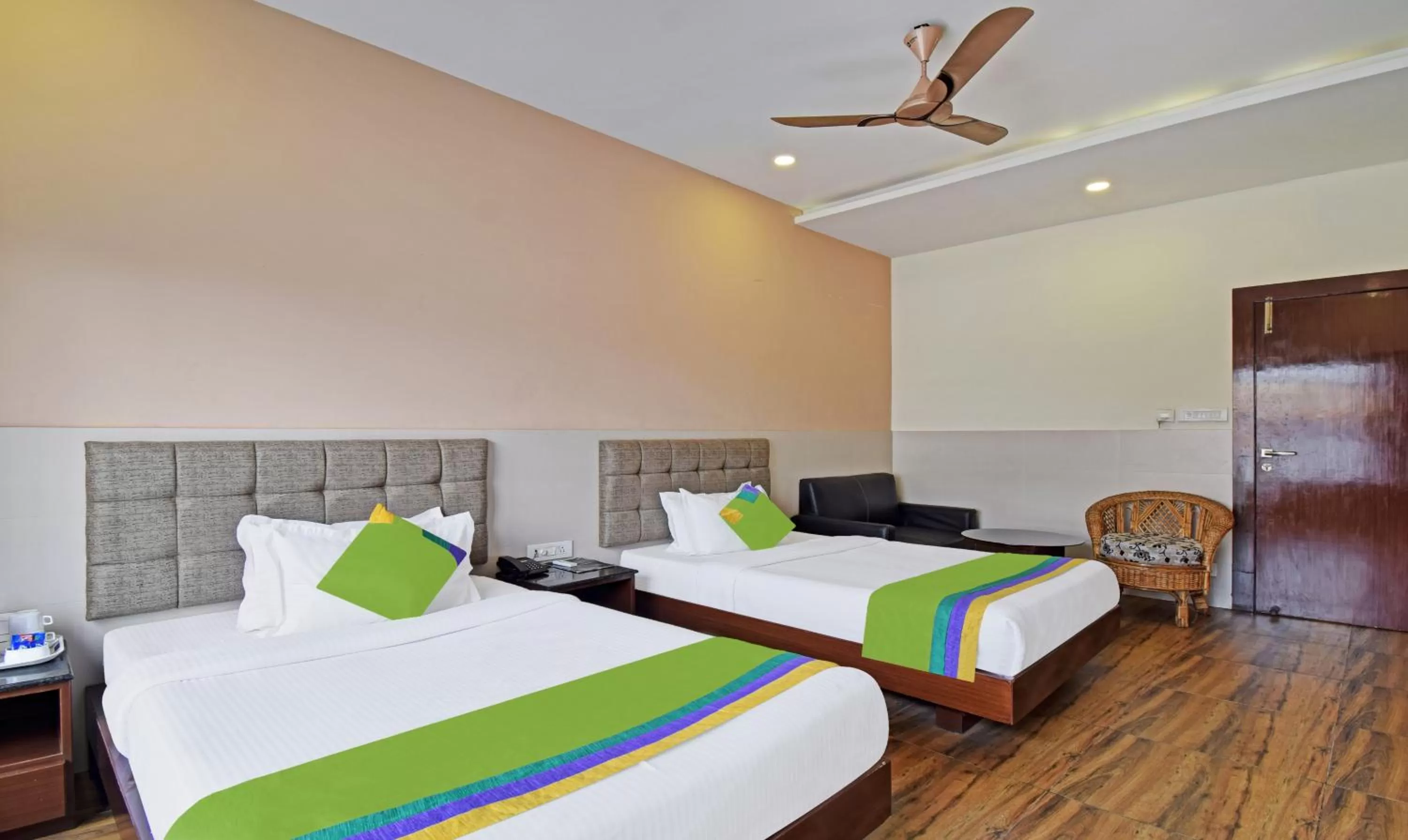 Bedroom, Bed in Treebo Sky Point