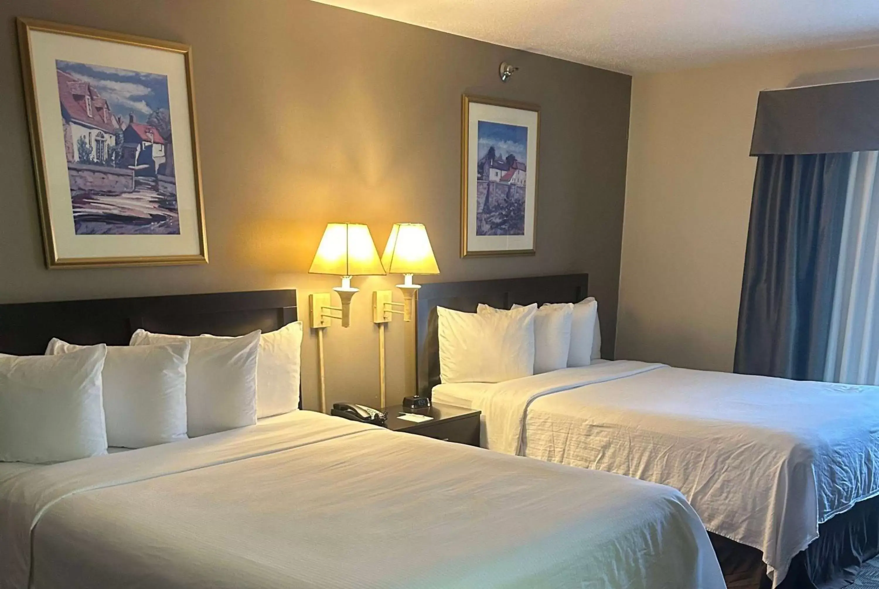 Queen Room with Two Queen Beds in Wyndham Garden Madison Fitchburg Queen Room with Two Queen Beds in Wyndham Garden Madison Fitchburg