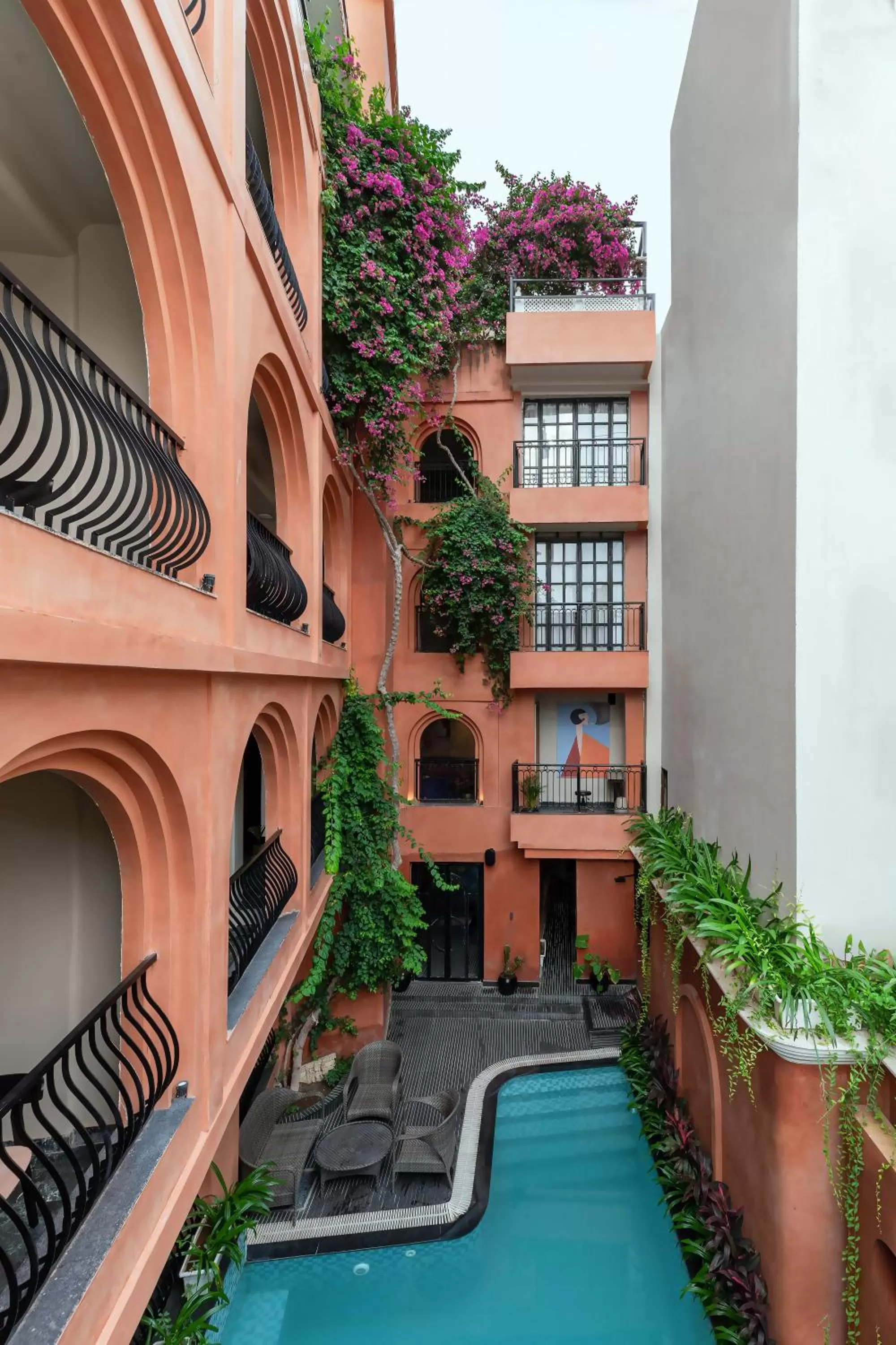 Property building in The Red Pier - My Downtown Hotels