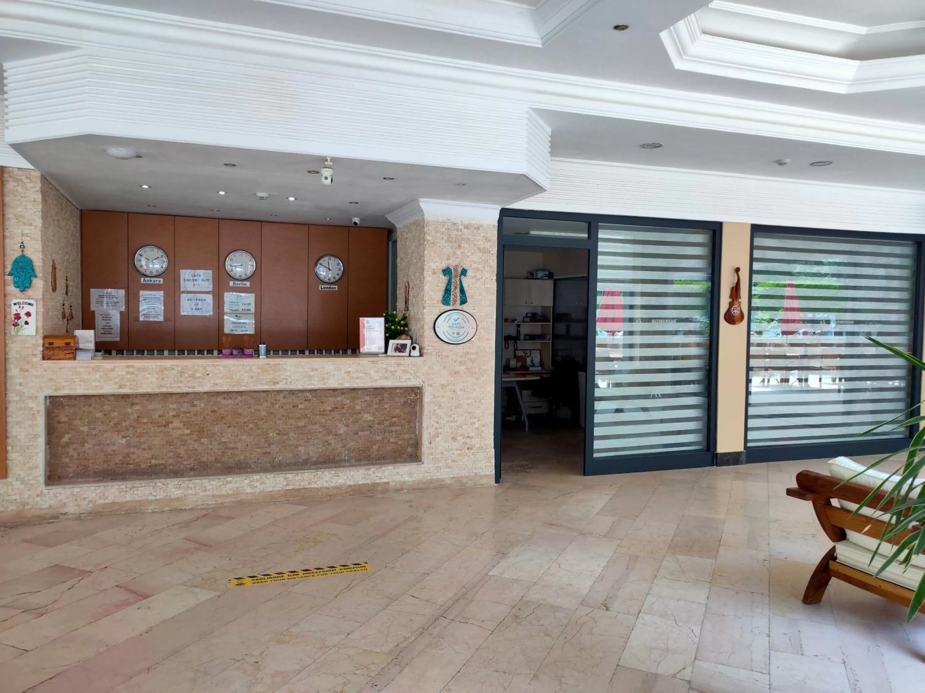 Lobby or reception in Altinersan Hotel