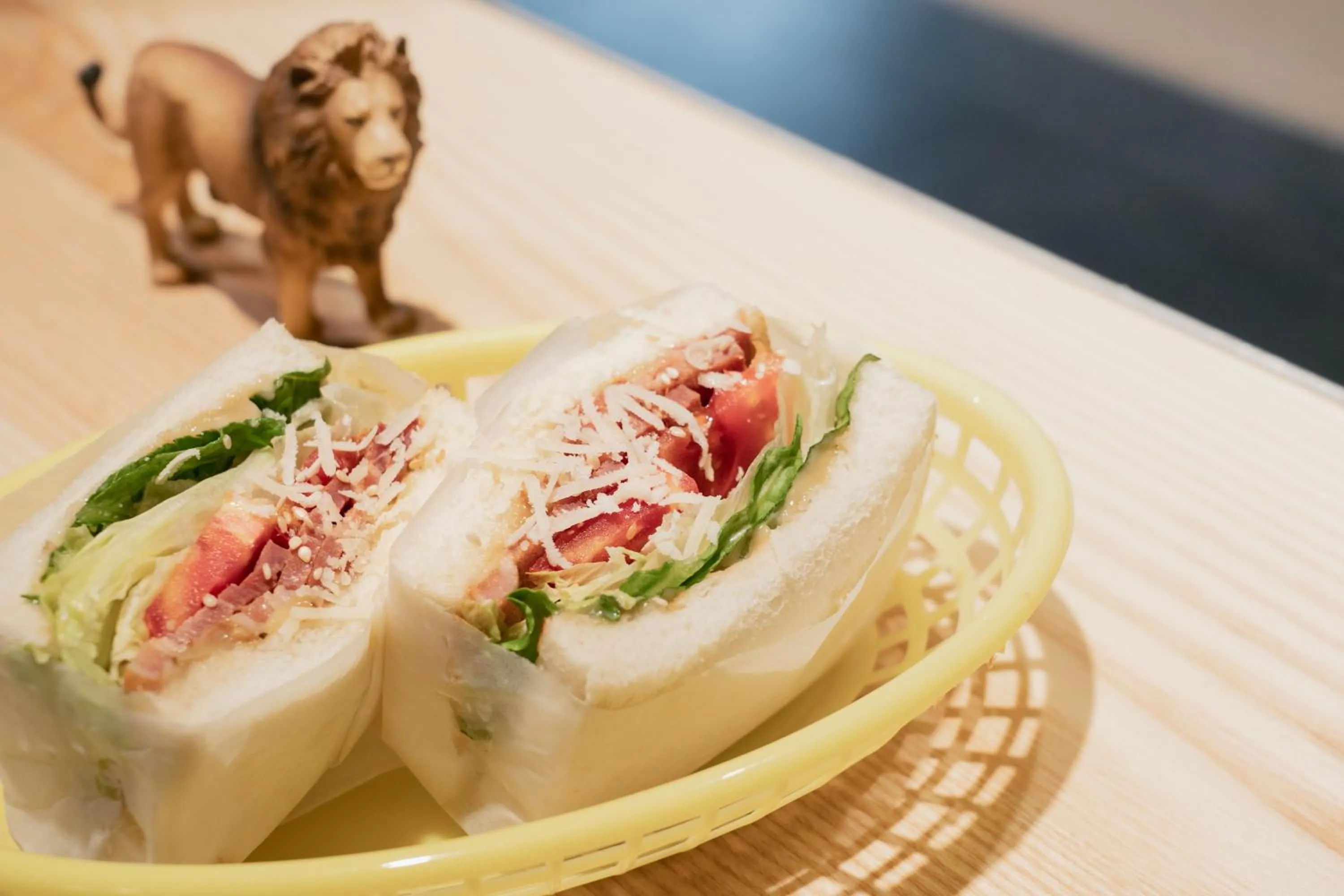 Food and drinks in OwlStay Flip Flop Hostel - Garden