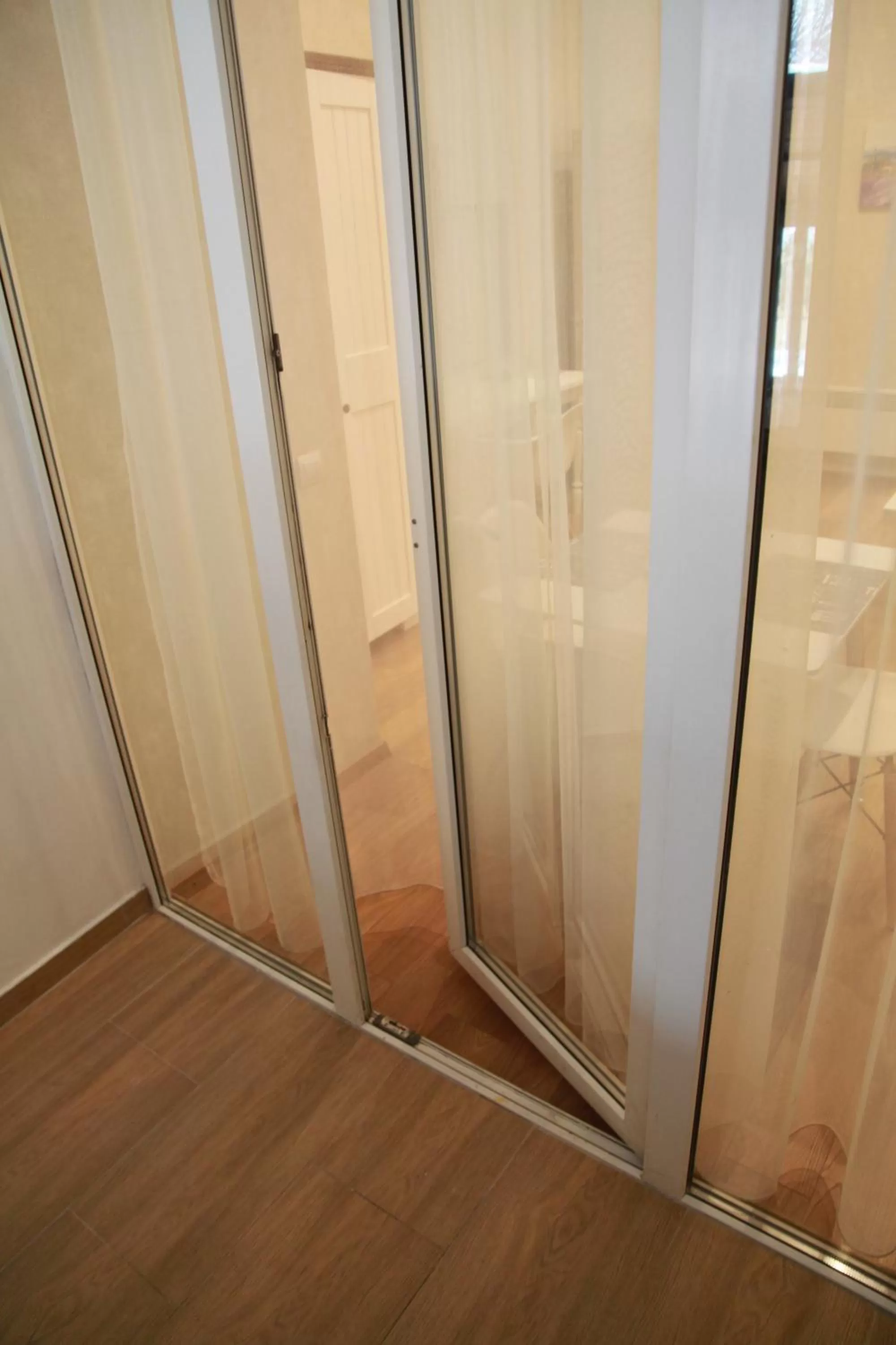 WINE & ROSE BOUTIQUE HOTEL