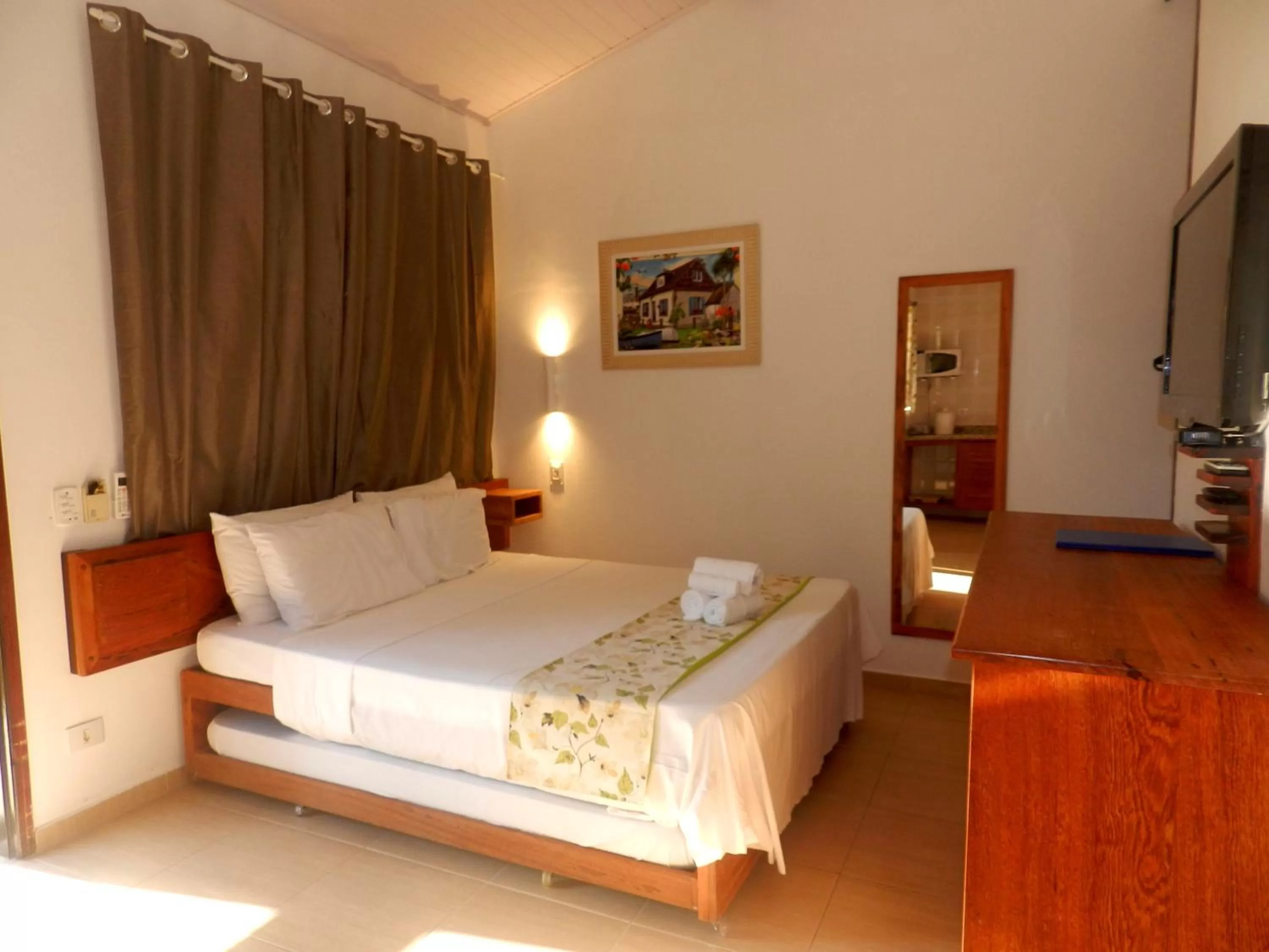 Two-Bedroom Chalet in Hotel Bosques do Massaguaçu