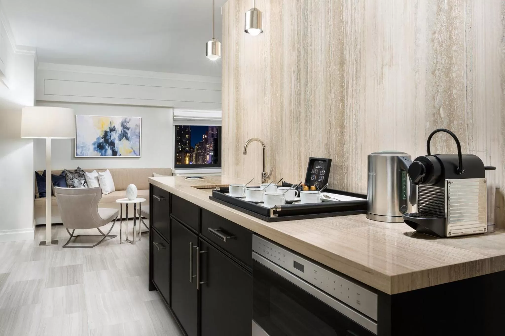 Photo of the whole room in The Manhattan at Times Square