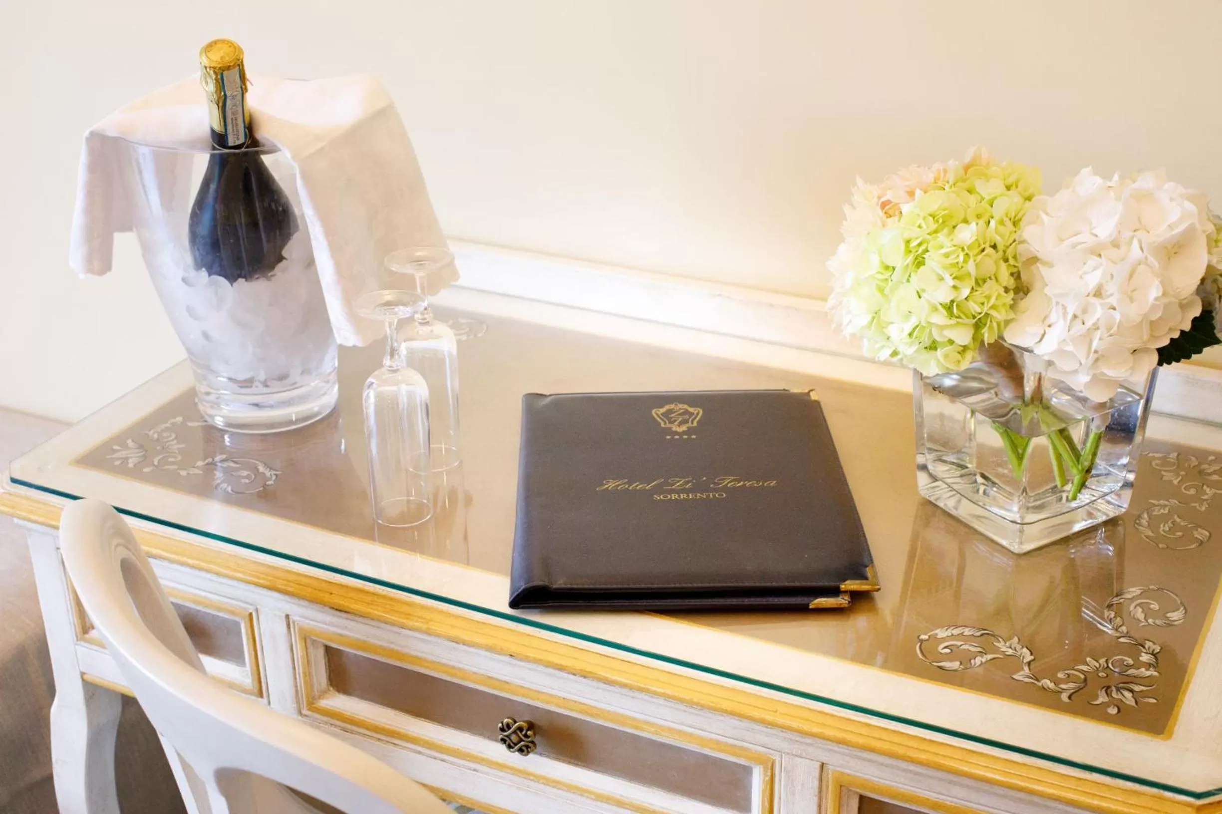 Decorative detail in Hotel Zi' Teresa