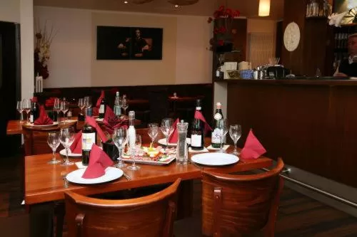Restaurant/places to eat in Hotel Drei Kronen