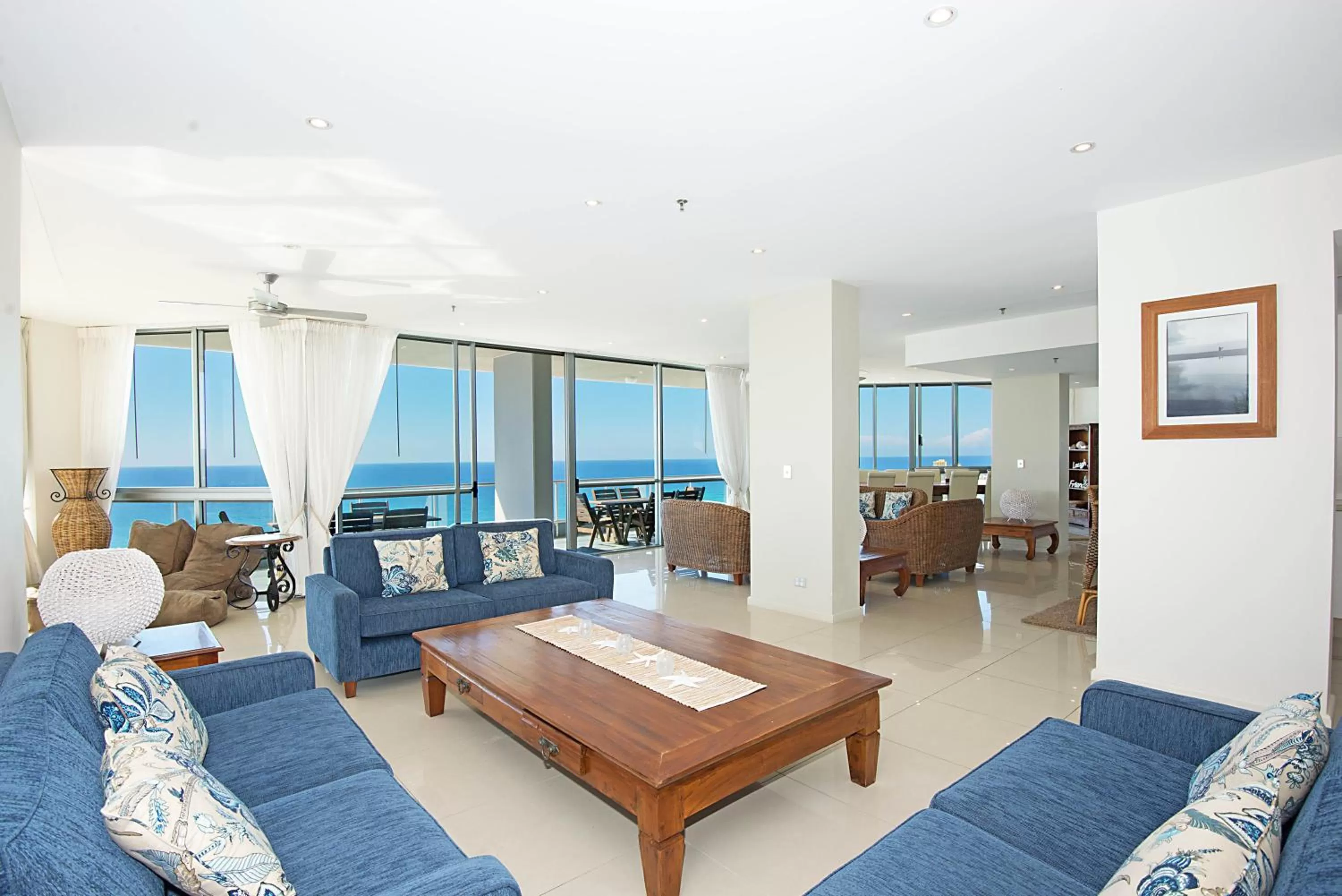 Living room in ULTIQA Points North