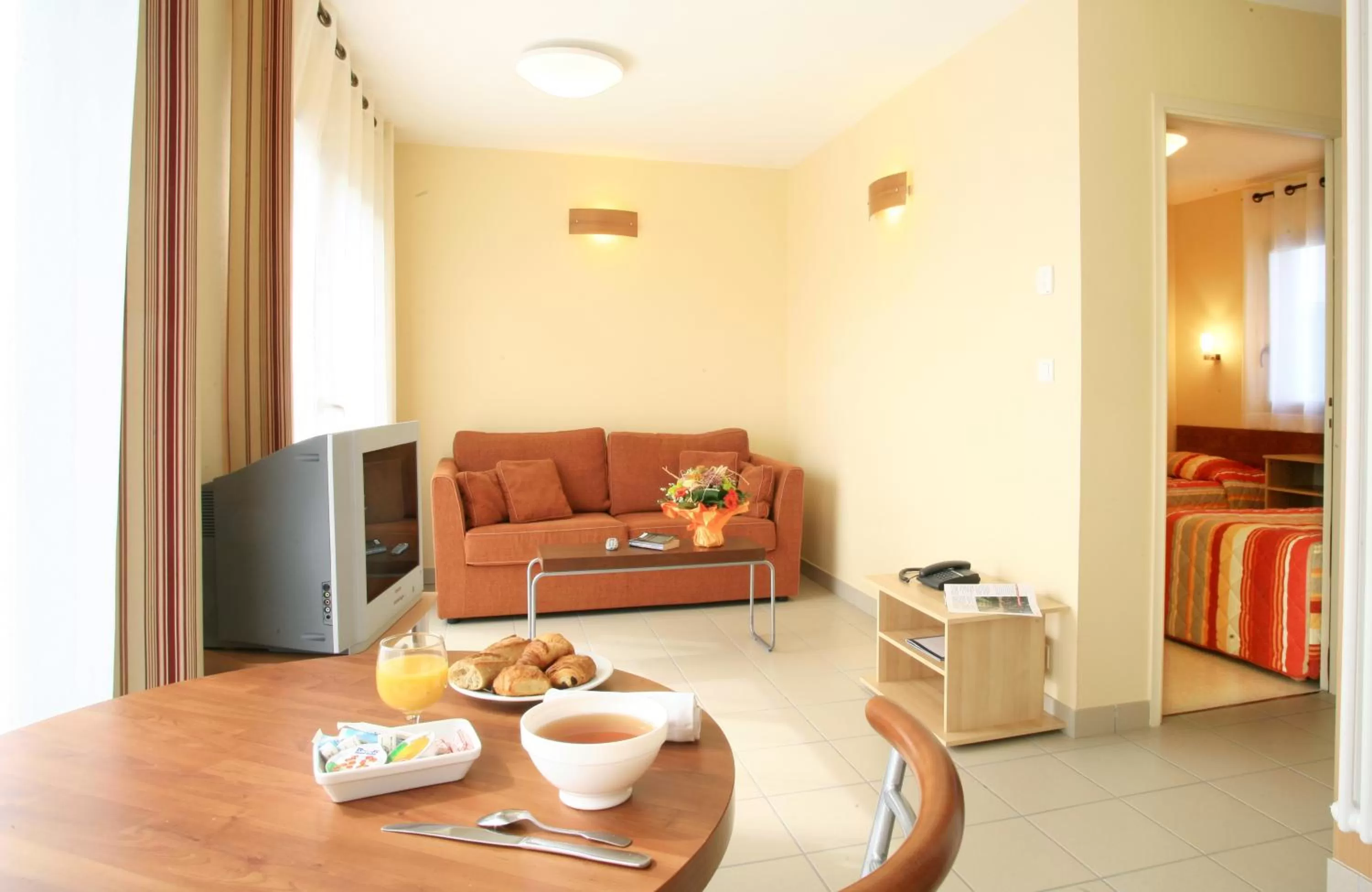 Classic Two-Bedroom Apartment (4 Adults) in Résidences Valdys Thalasso & Spa de Rockroum