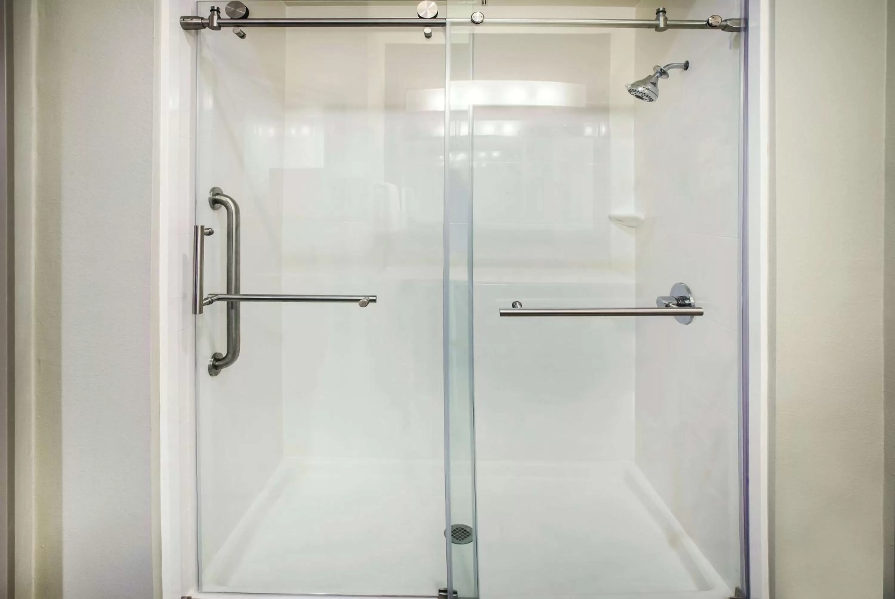 Bathroom in La Quinta by Wyndham McAllen La Plaza Mall