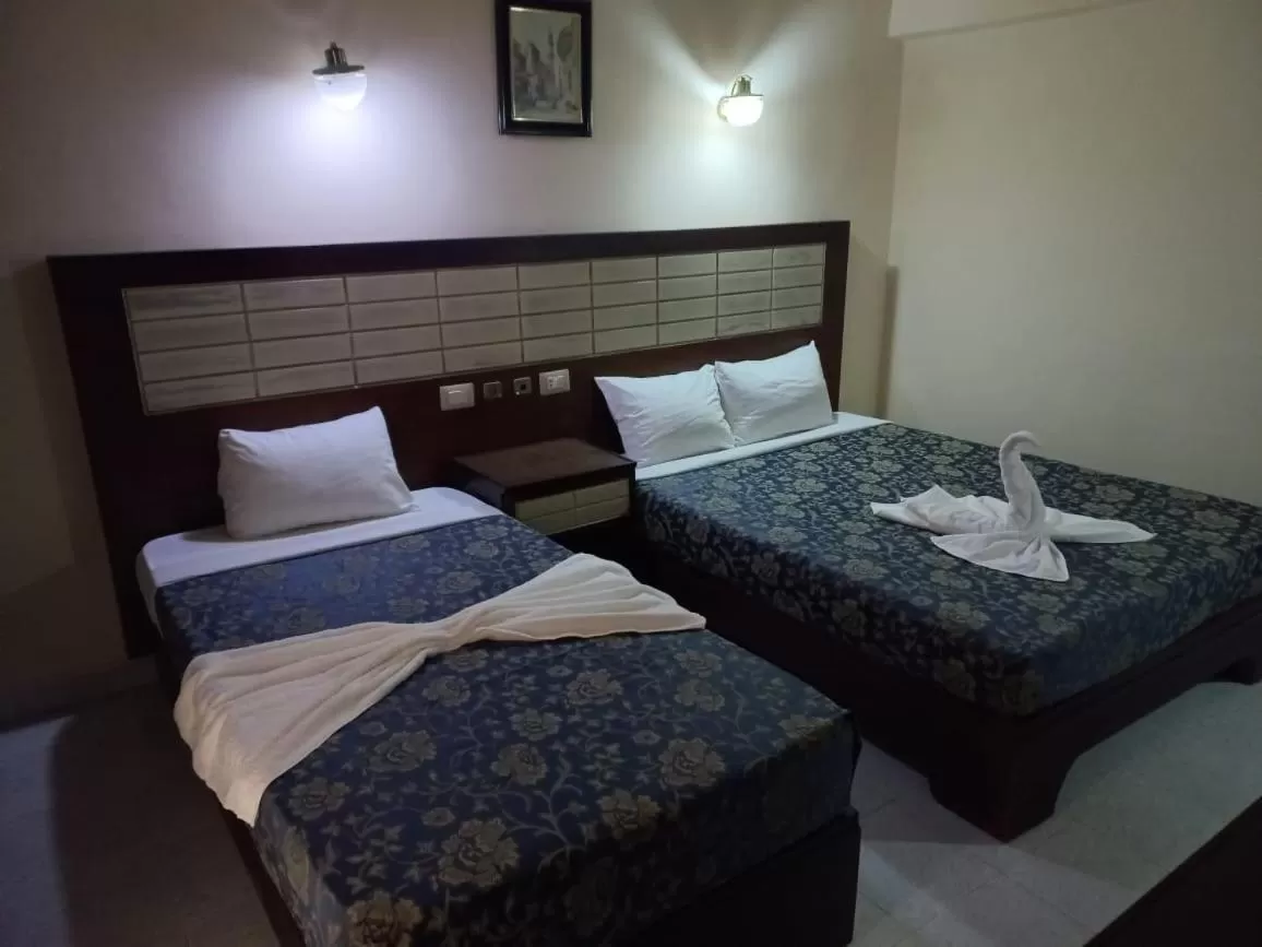 Bed in Windsor Hotel Luxor 中國人之家