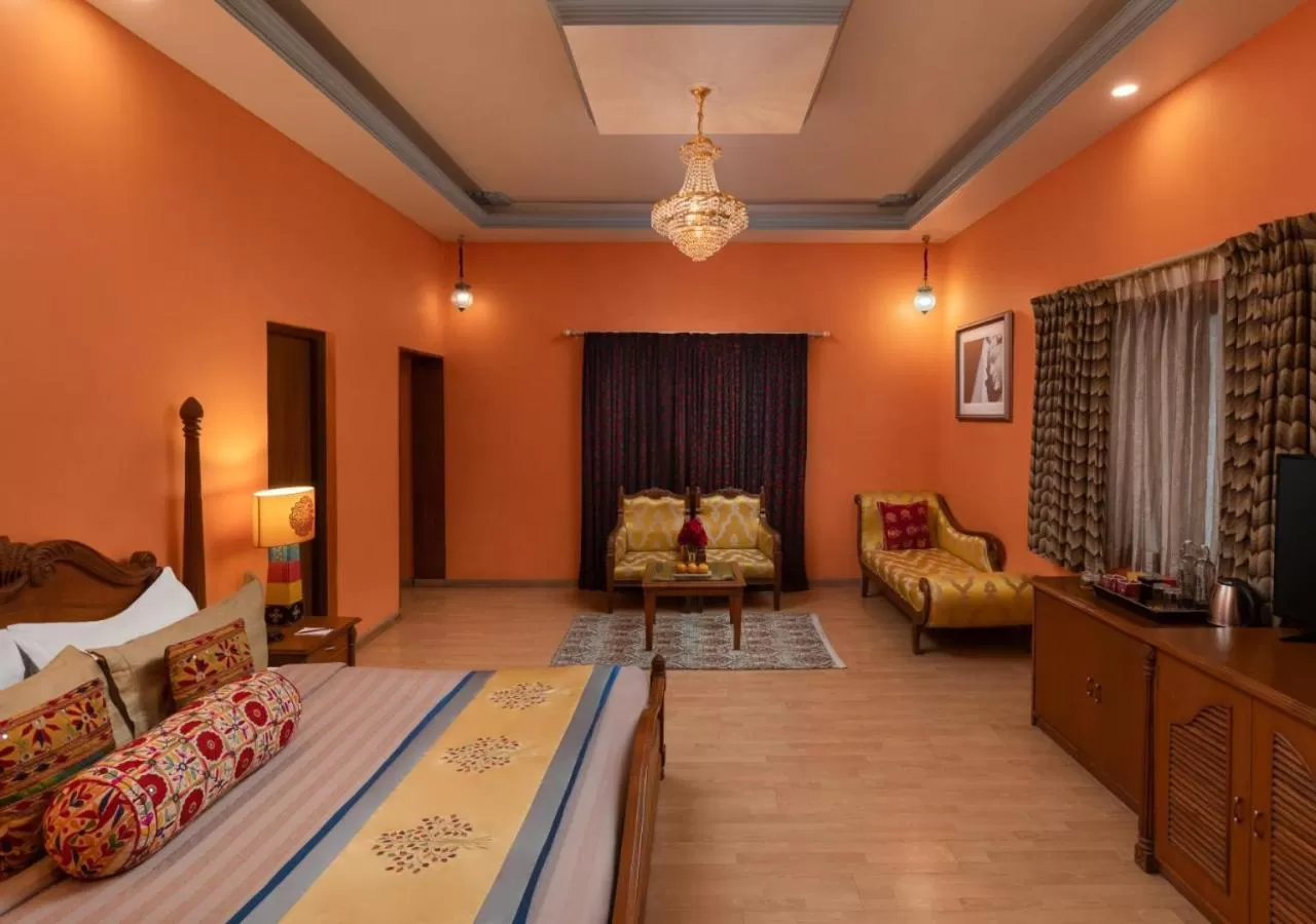 Living room, Bed in jüSTa Rajputana Resort & Convention Centre, Udaipur