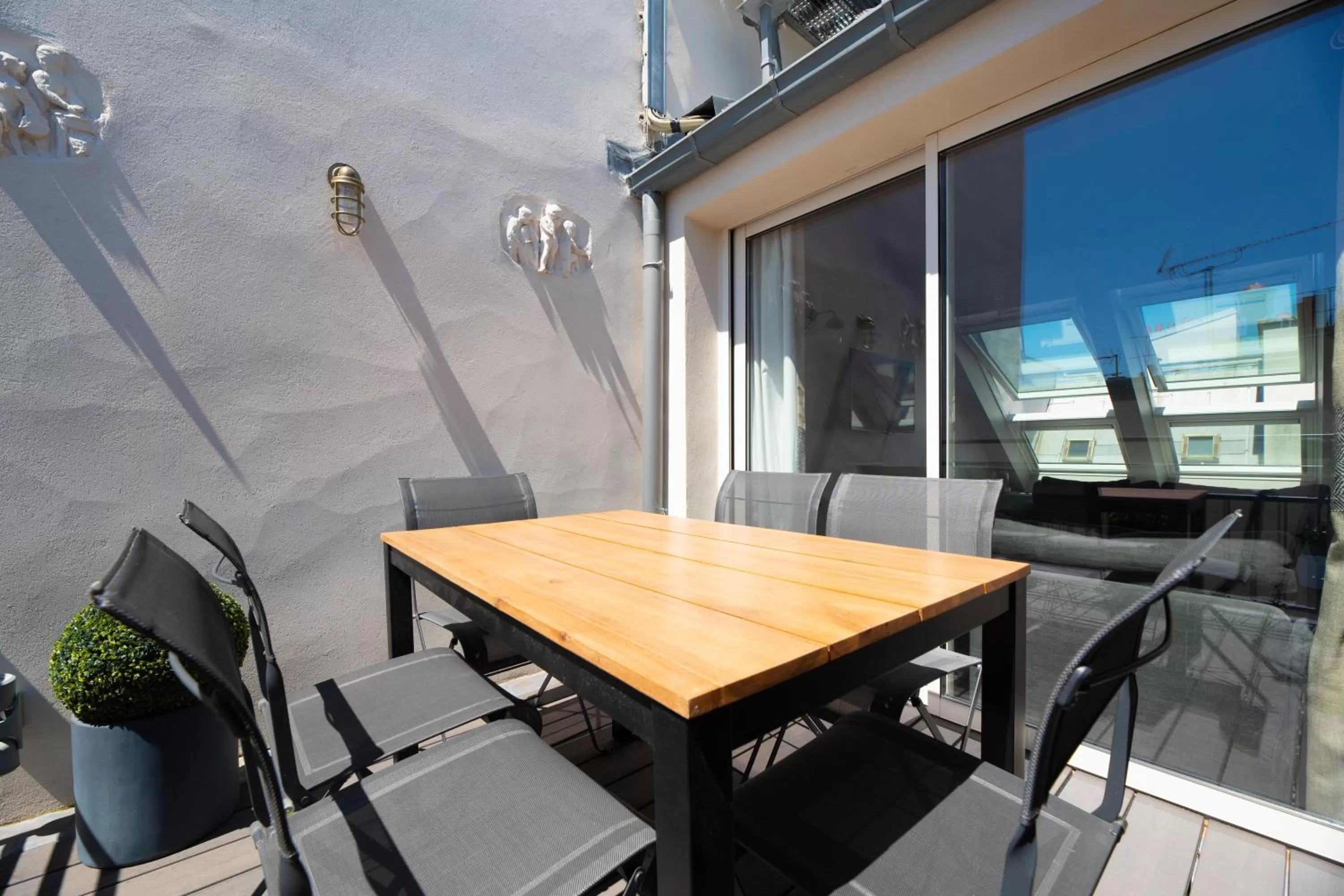 Patio in Résidence du Louvre