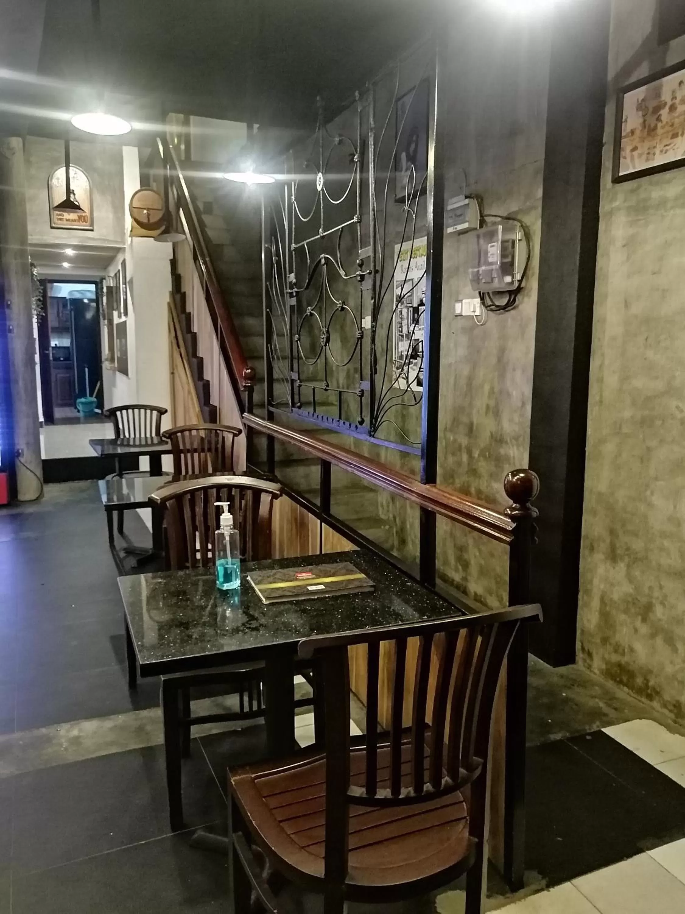 Le Petit Hotel & Restaurant