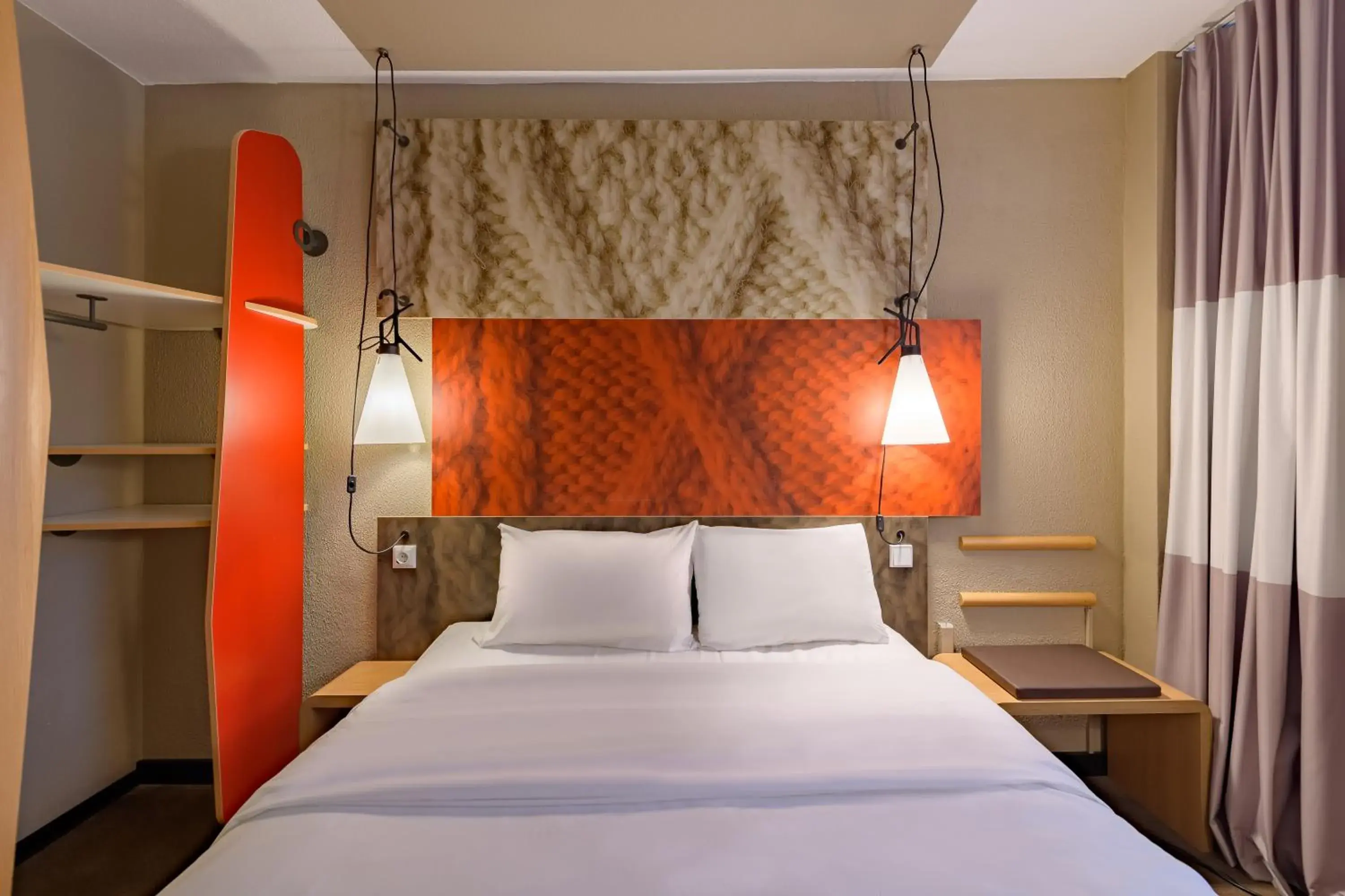 Double Room in Ibis Koeln Am Dom Double Room in Ibis Koeln Am Dom