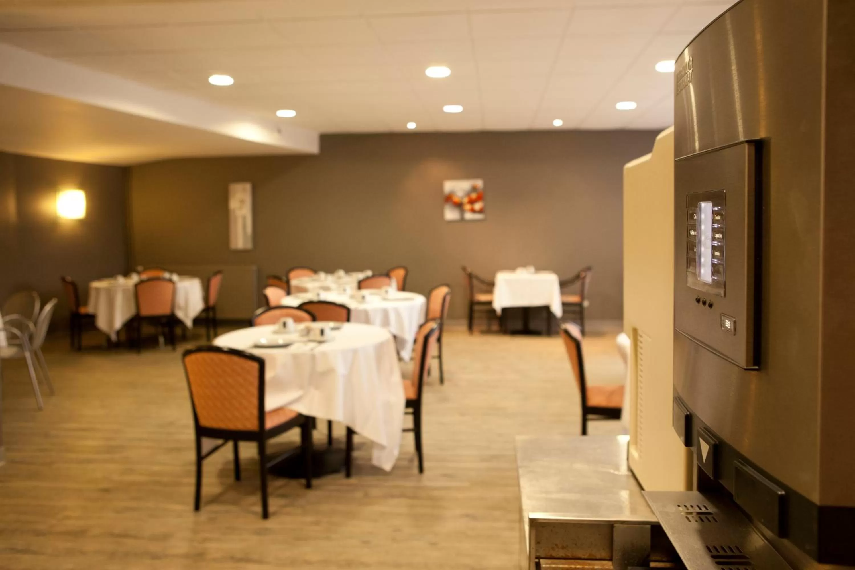 Buffet breakfast in Villa Mariale by Popinns