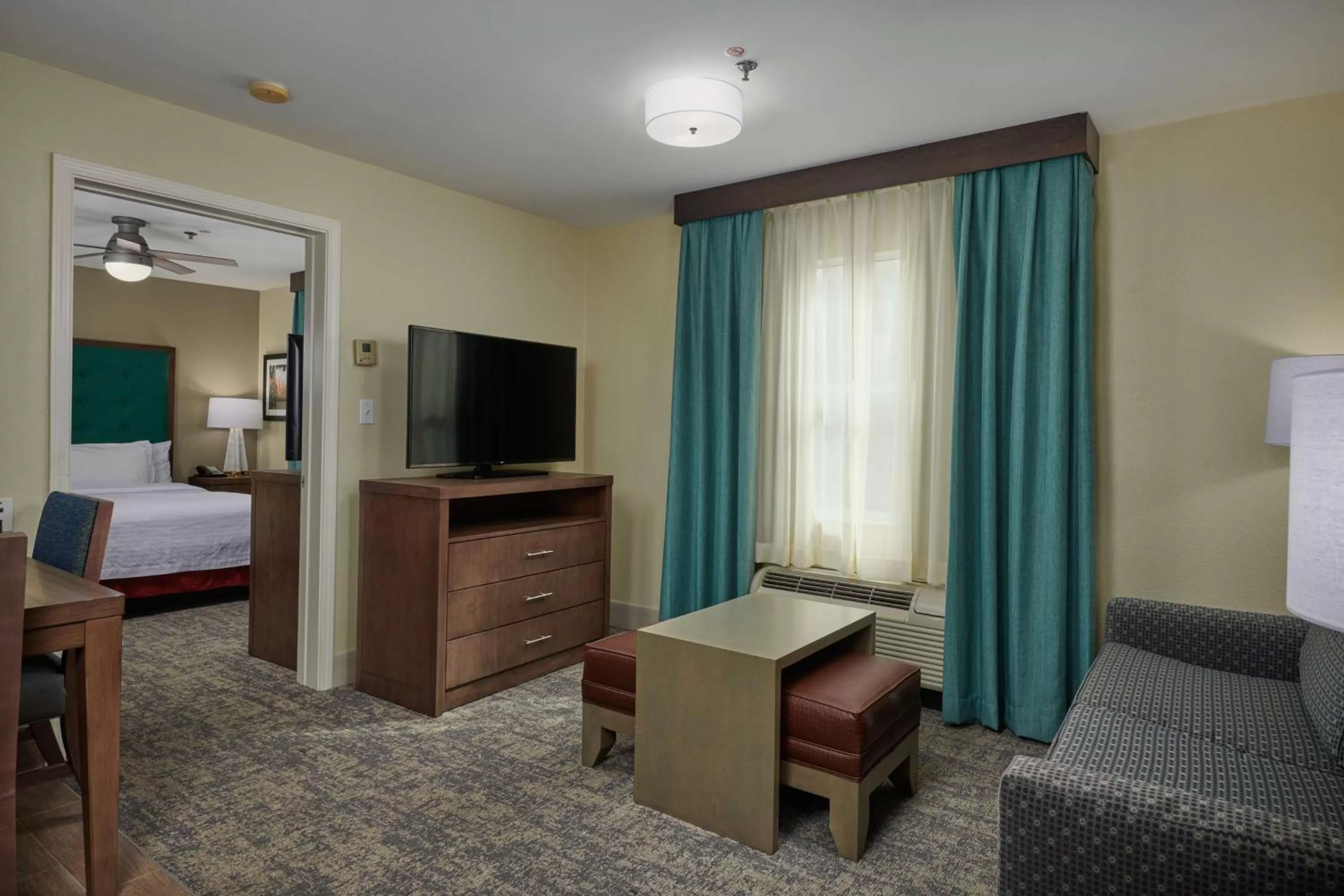 Bedroom, Bed in Homewood Suites by Hilton Sarasota