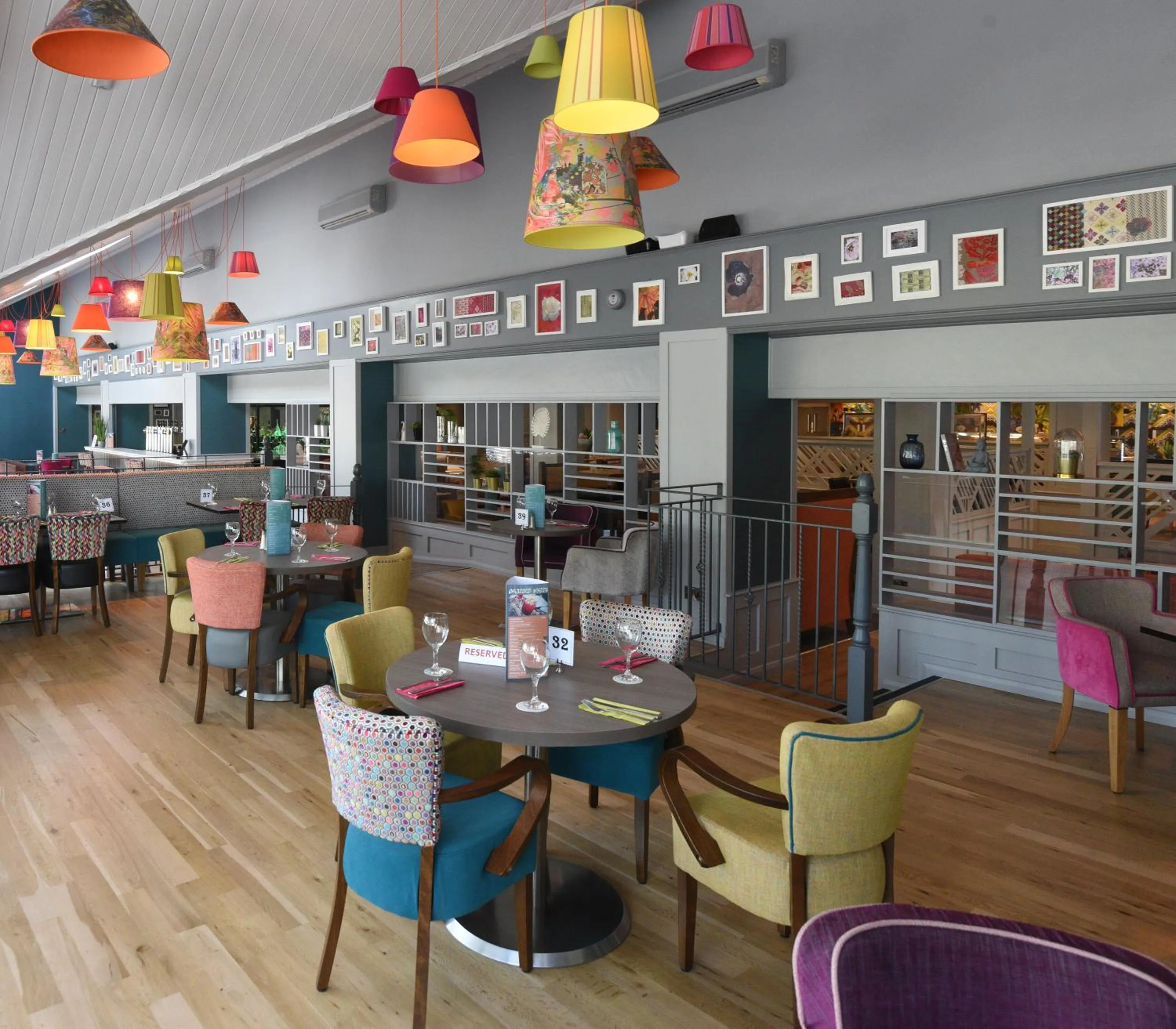 Restaurant/places to eat in The Lodge Hotel