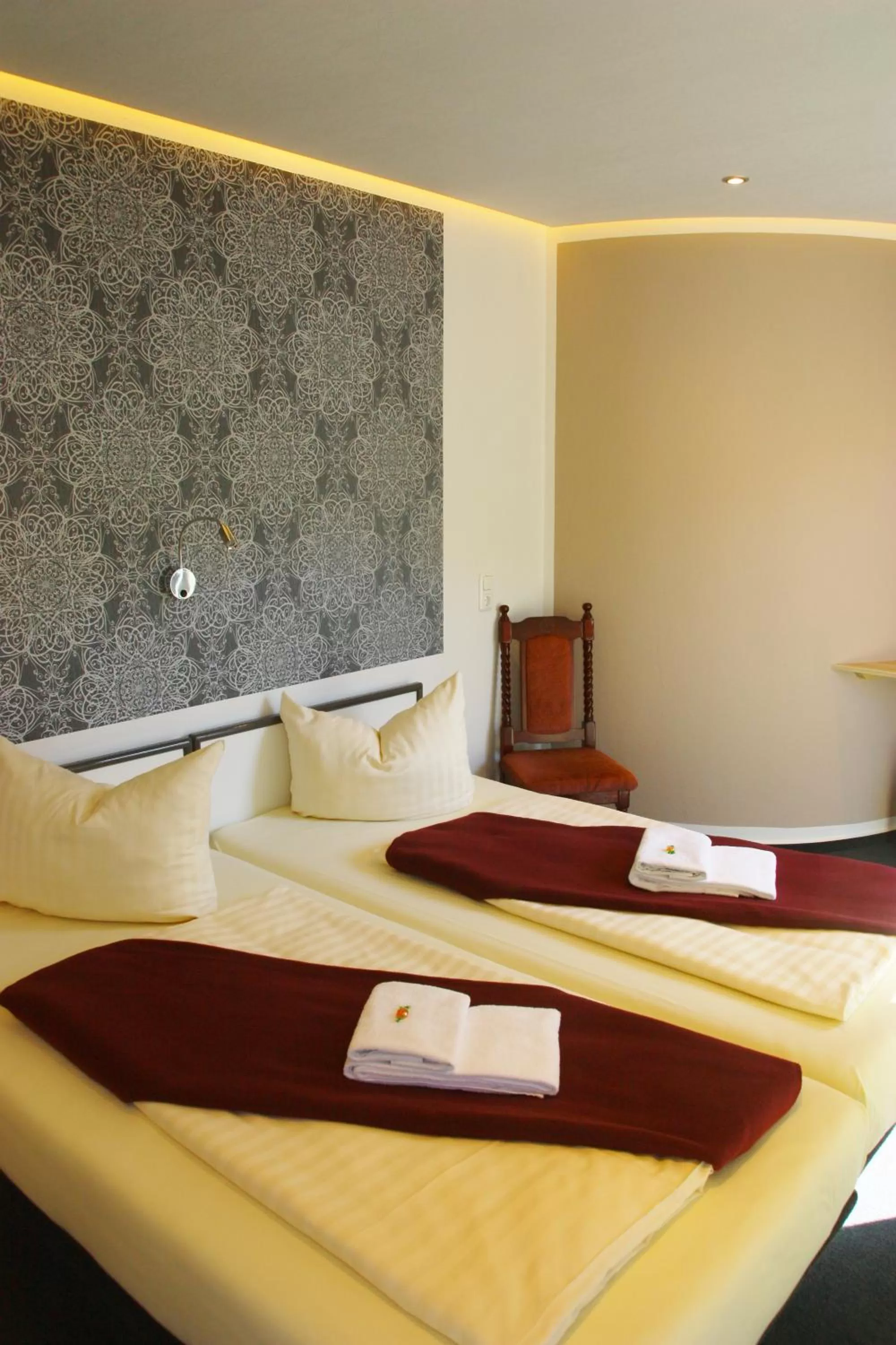 Photo of the whole room, Bed in Hotel am Schloss