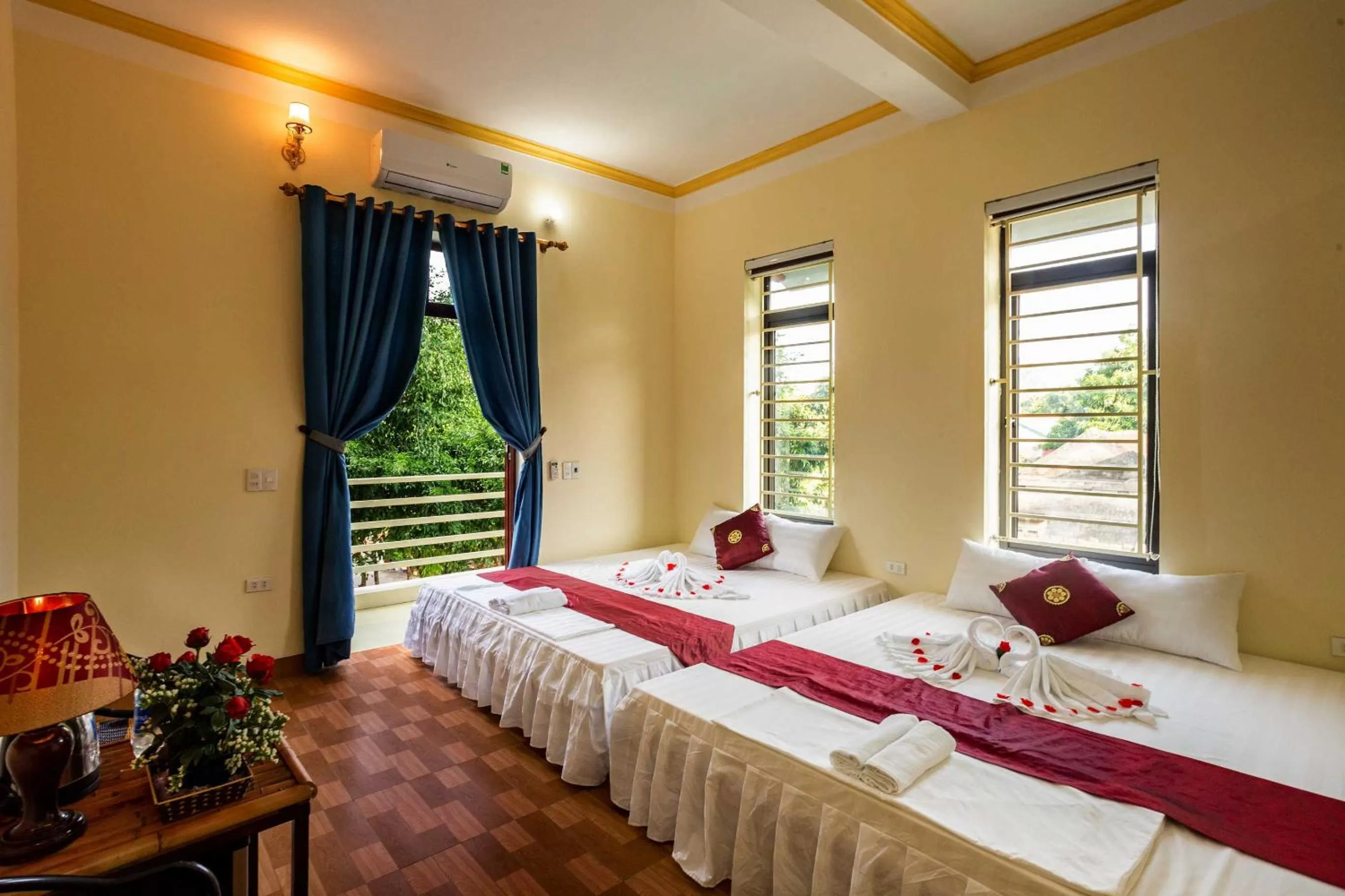 Hang Mua Central Homestay