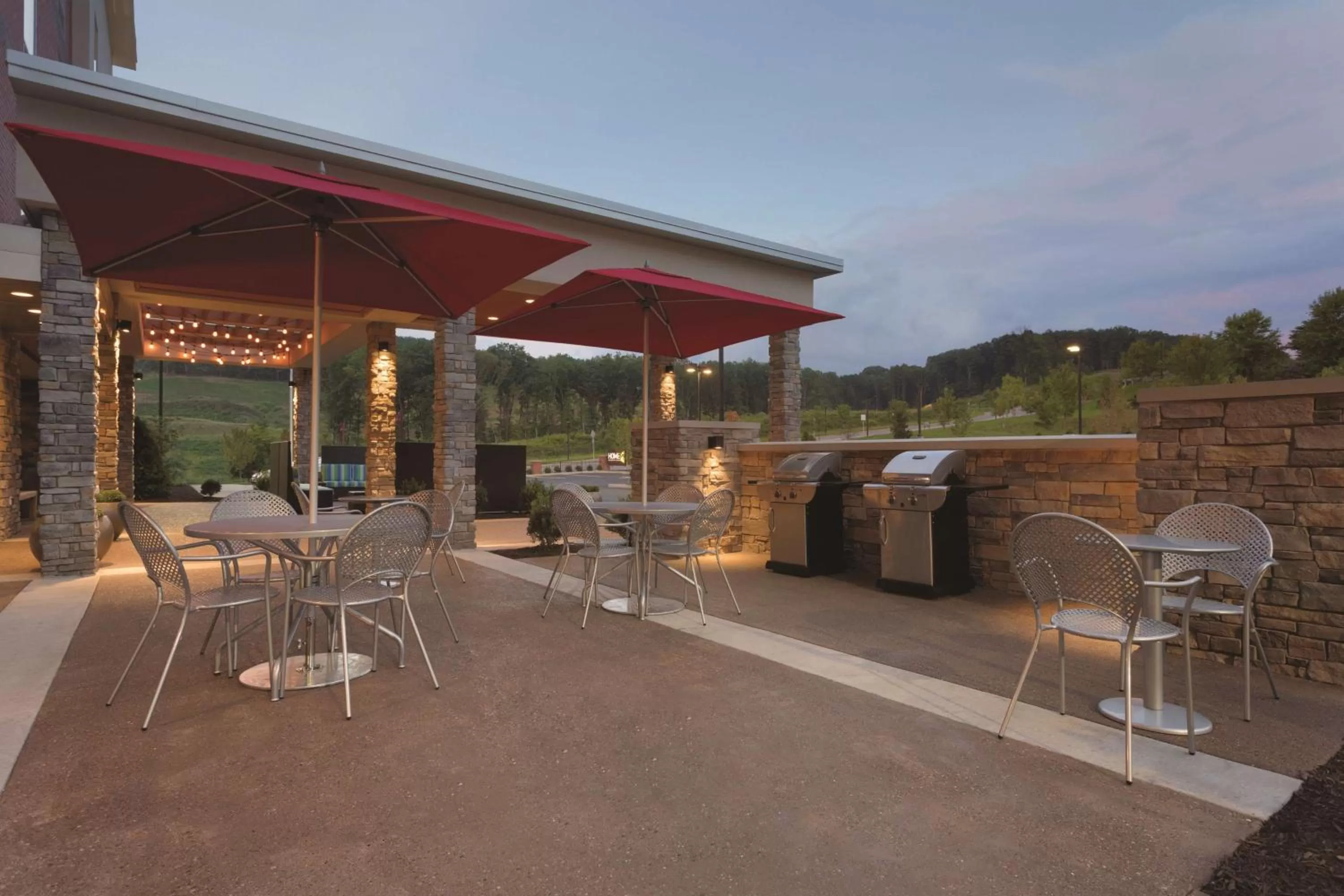 Restaurant/places to eat in Home2Suites Pittsburgh Cranberry