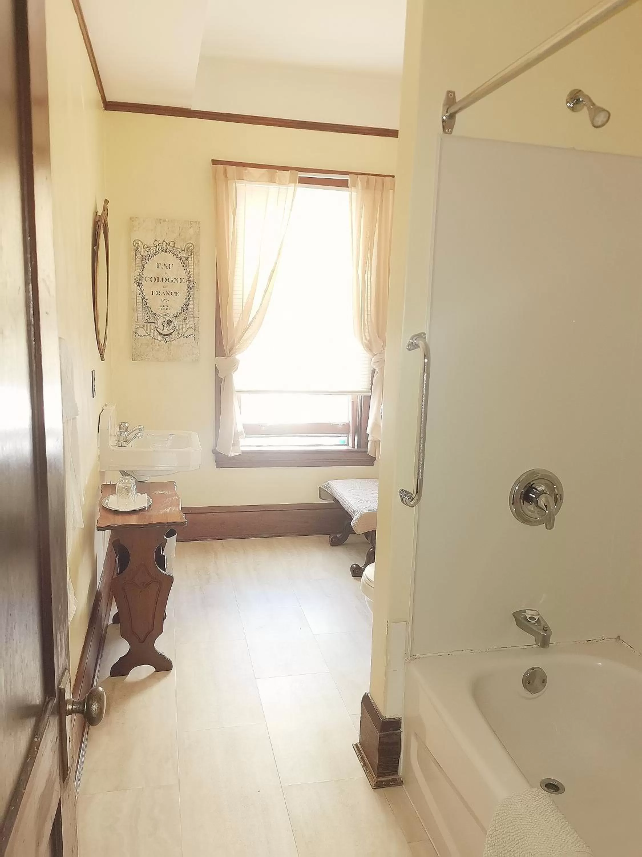 Bathroom in Royal Hotel