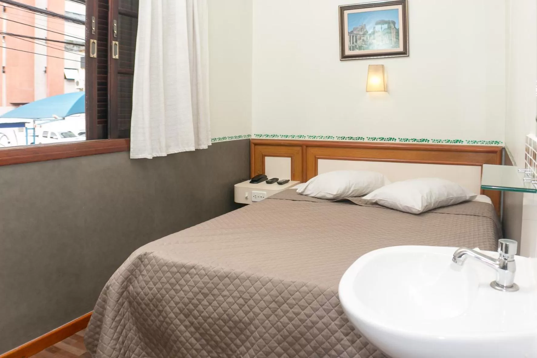 City view, Bed in Hotel Residenza - 400m do inicio da Av Paulista e Metrô Paraiso