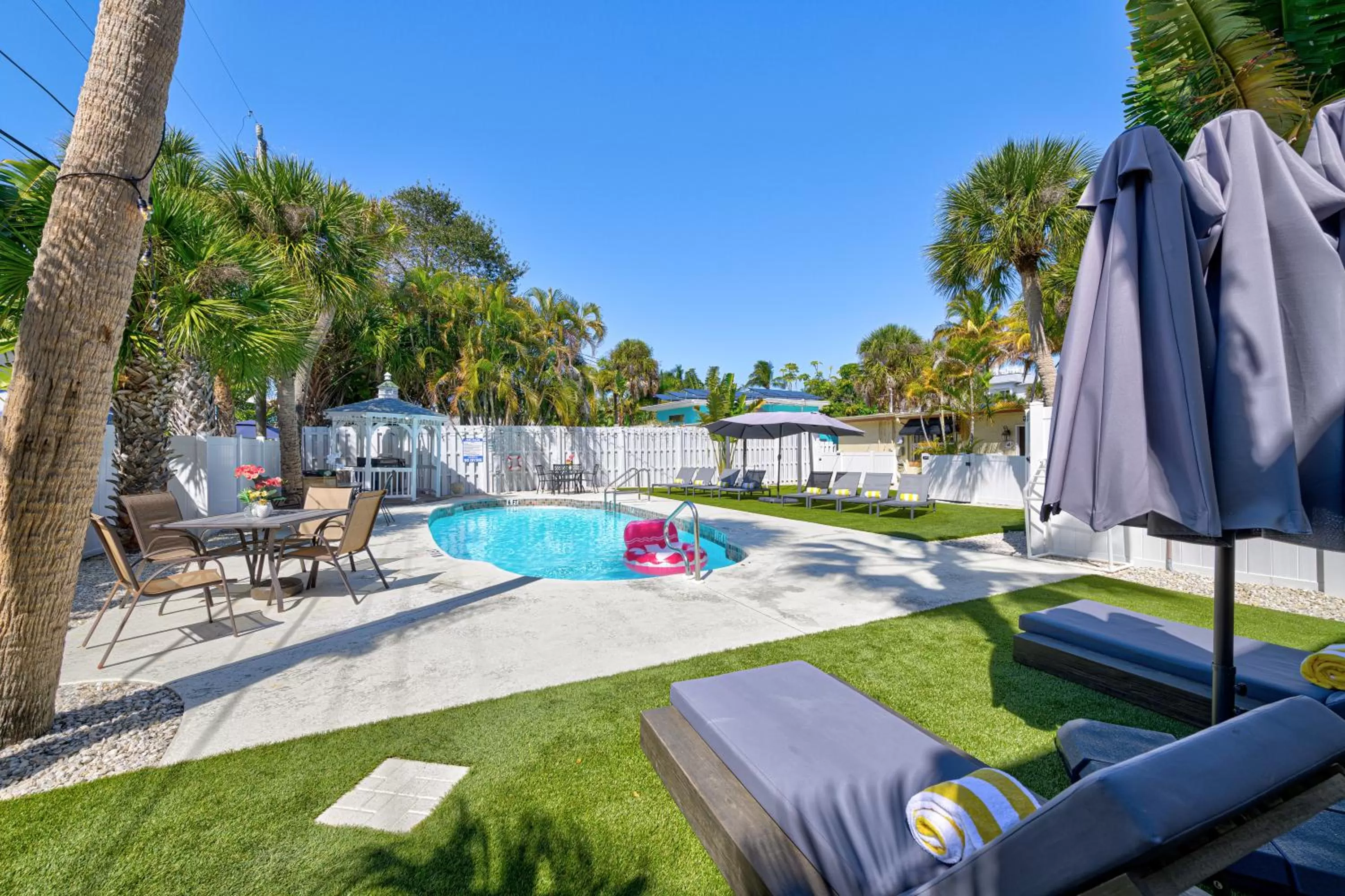 Swimming pool in The Ringling Beach House