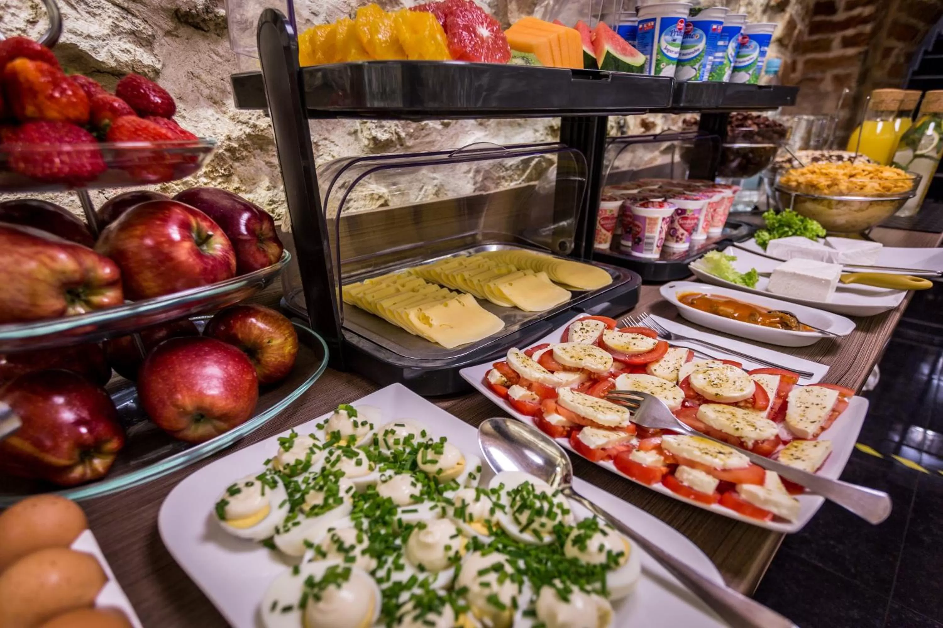 Buffet breakfast in Hotel Elektor Premium