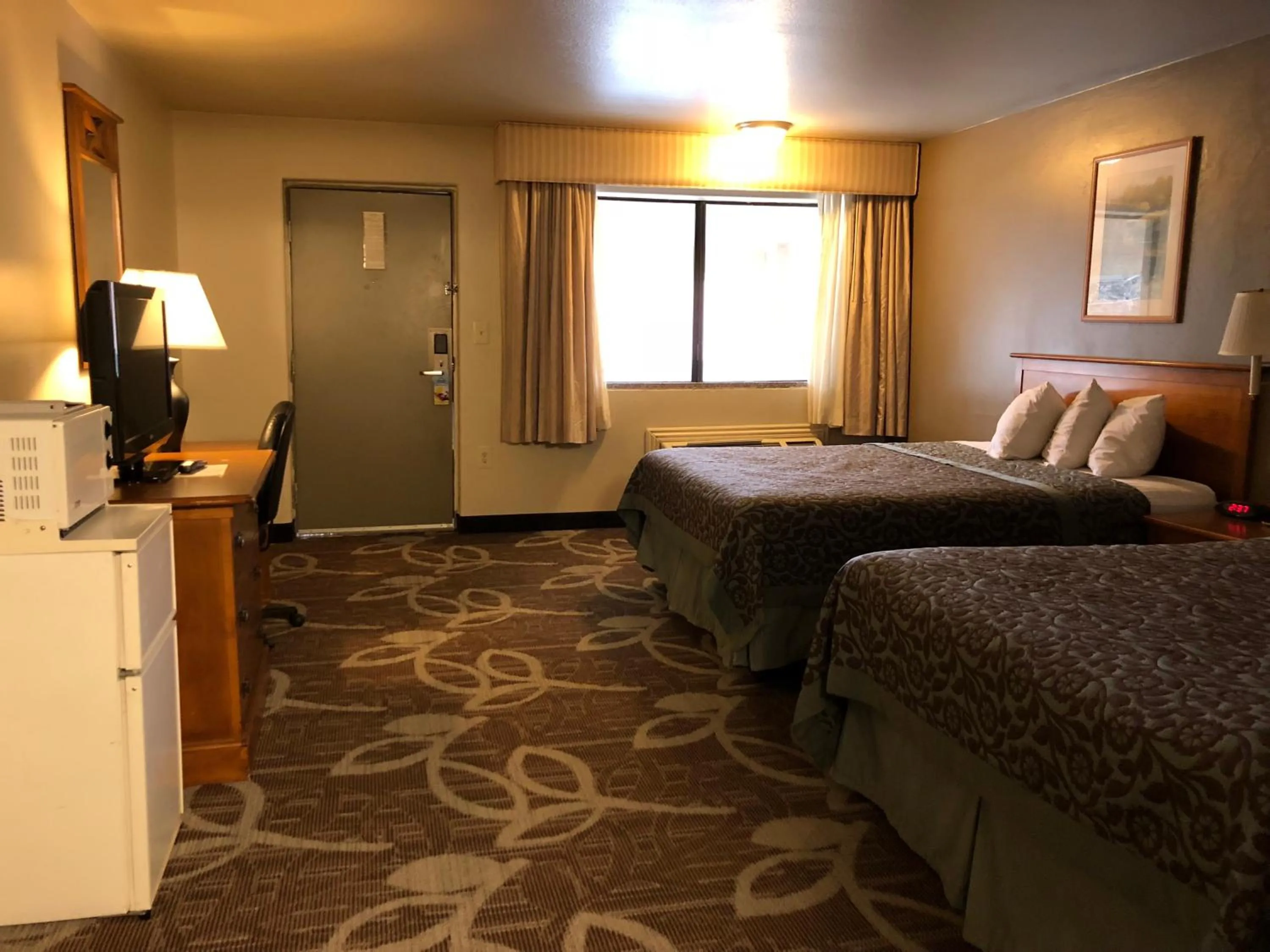 Bed in Days Inn by Wyndham Provo