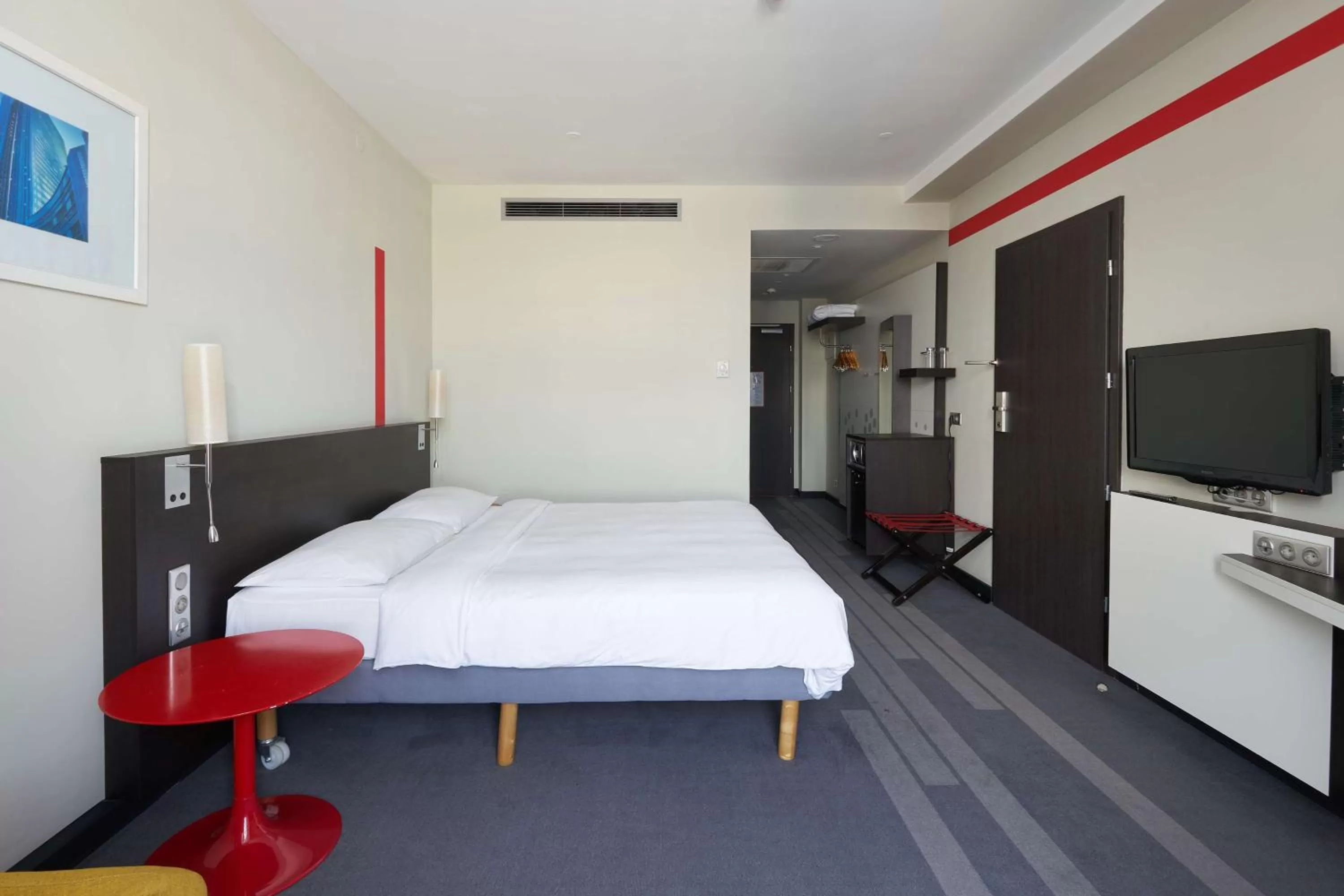 Photo of the whole room, Bed in Park Inn by Radisson Hotel Astana