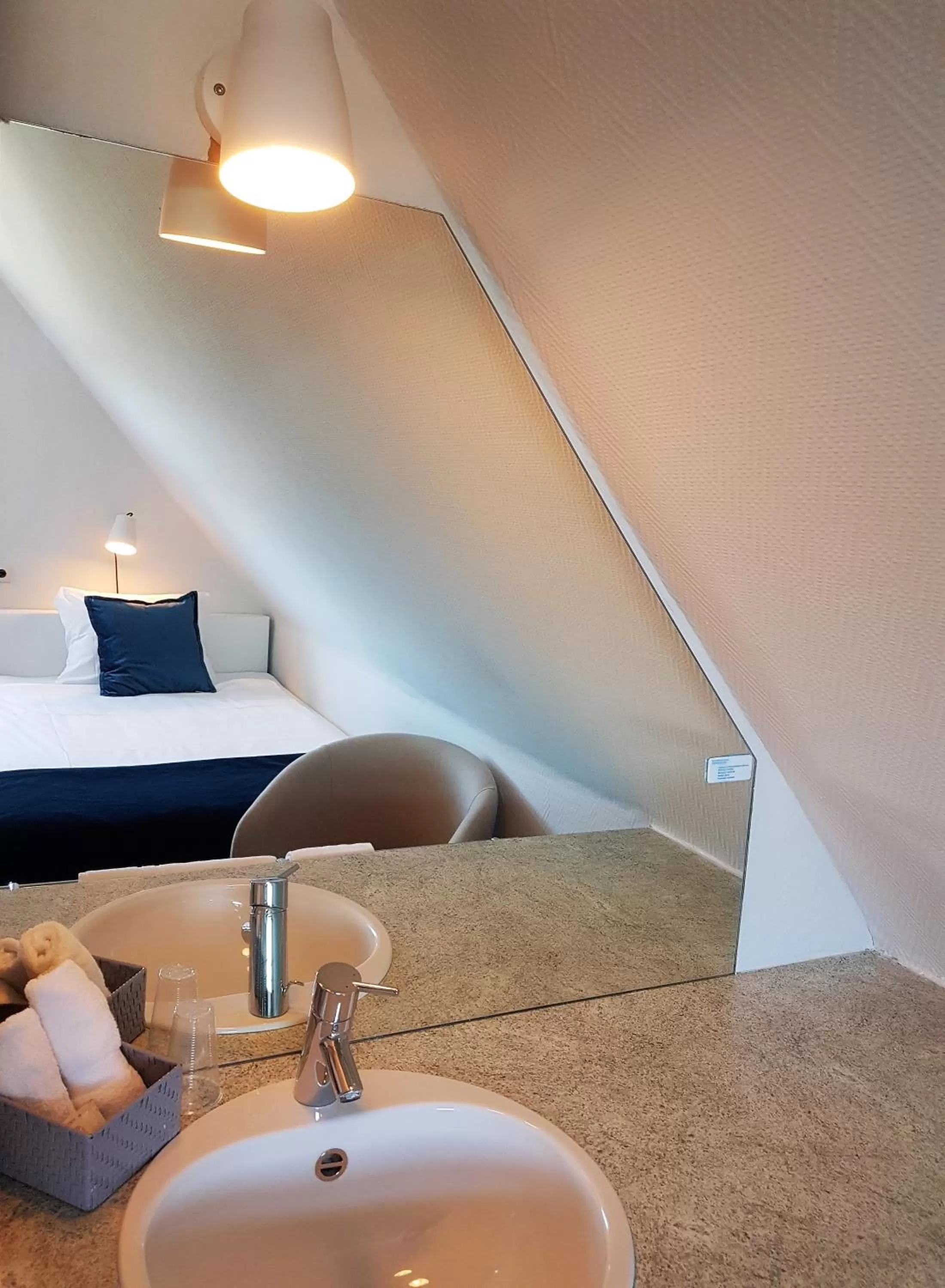 Bed in Hotel Herrloh