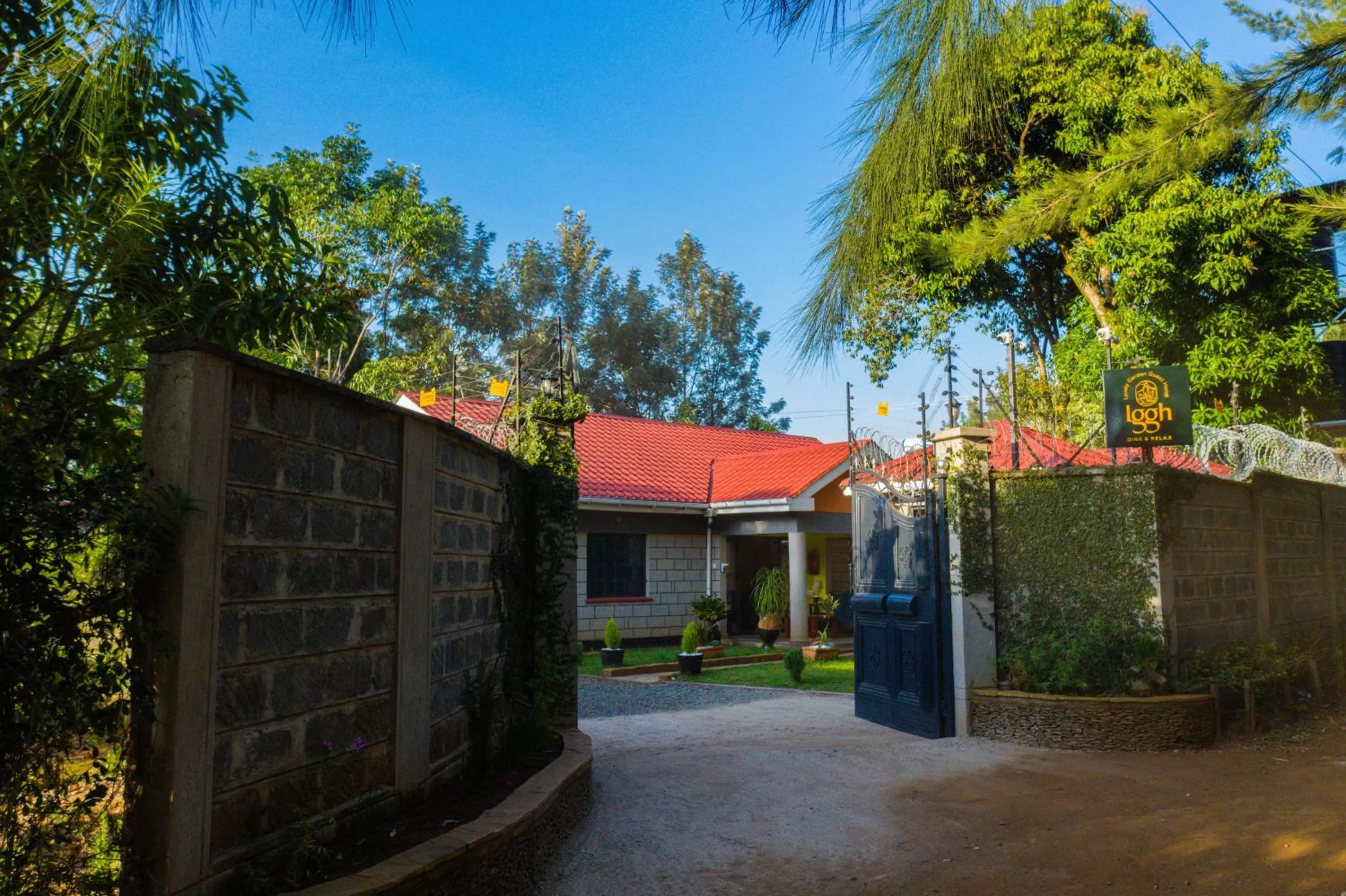 Day in Lovely Garden Guest Home