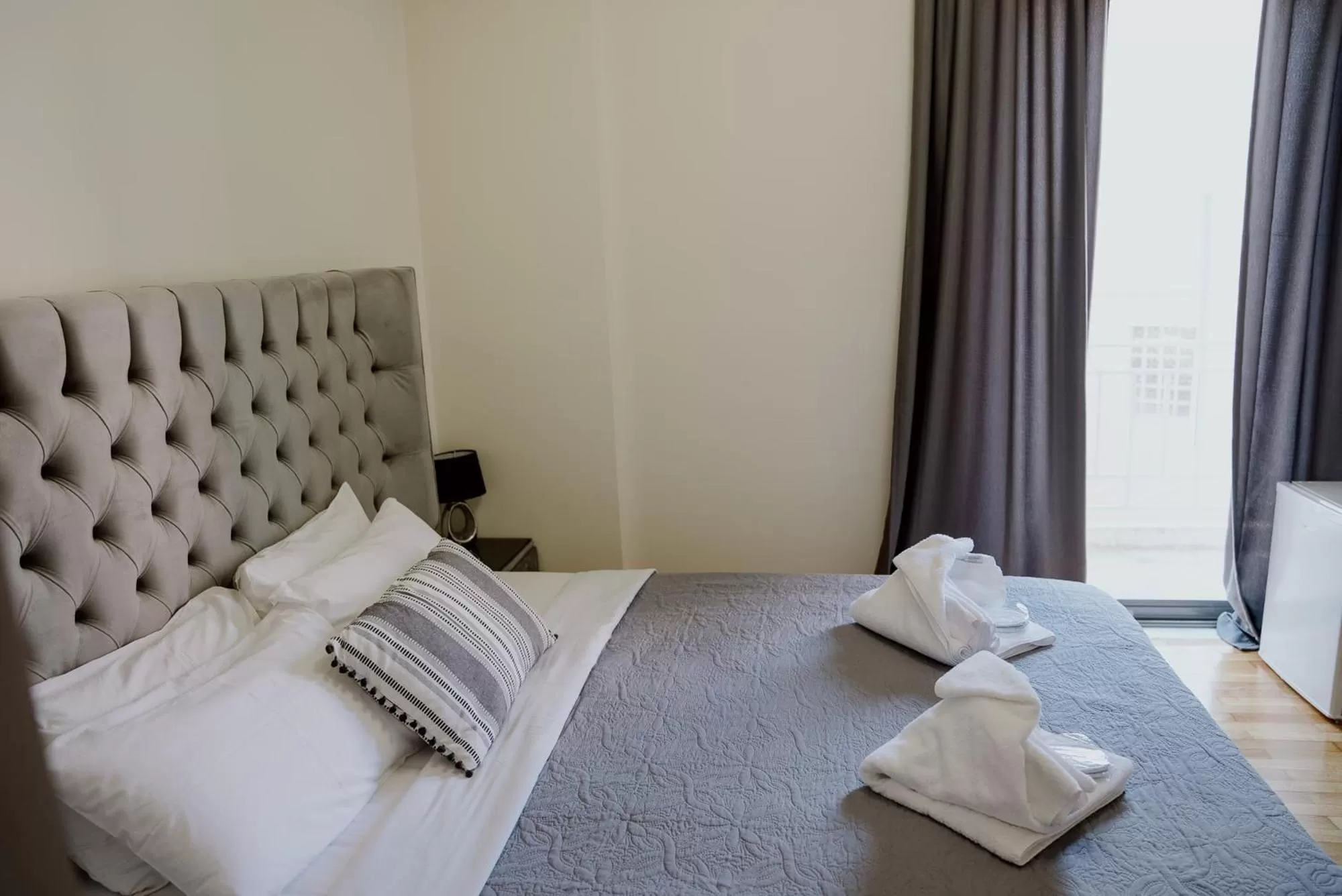 Bedroom, Bed in ROH Suites