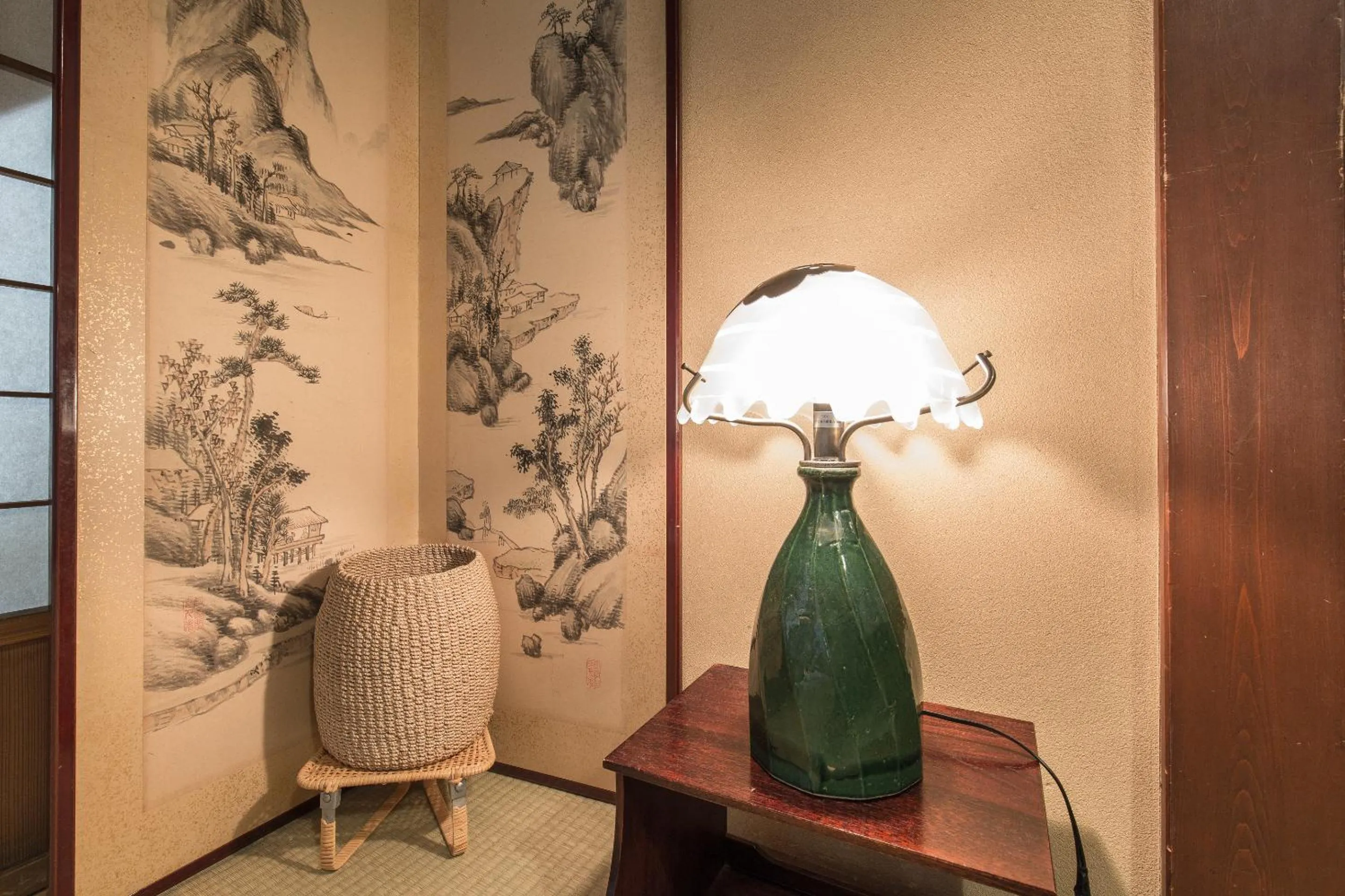 Decorative detail in Honjin Hiranoya Kachoan