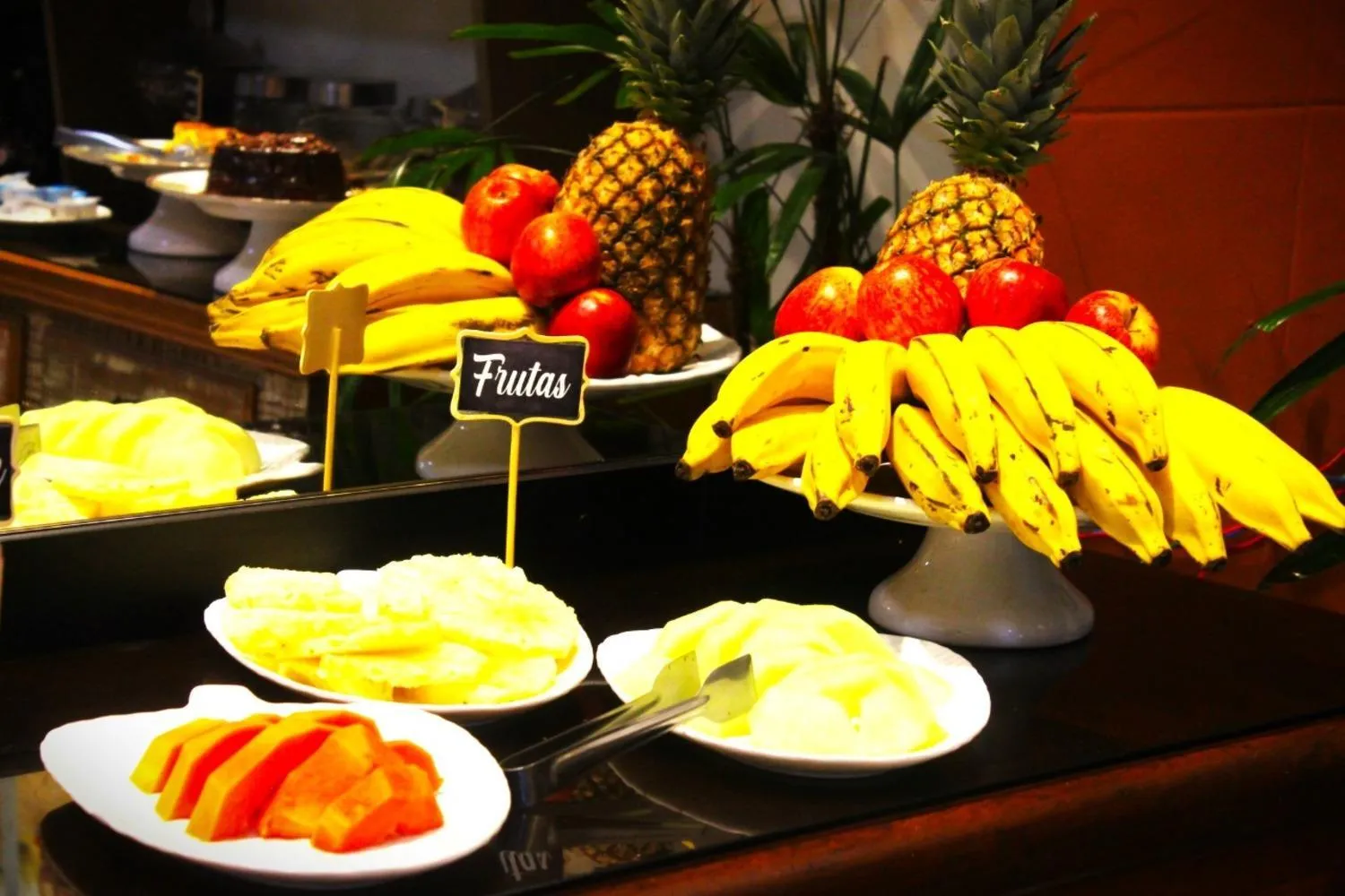 Food in VOA Hotel Rezende