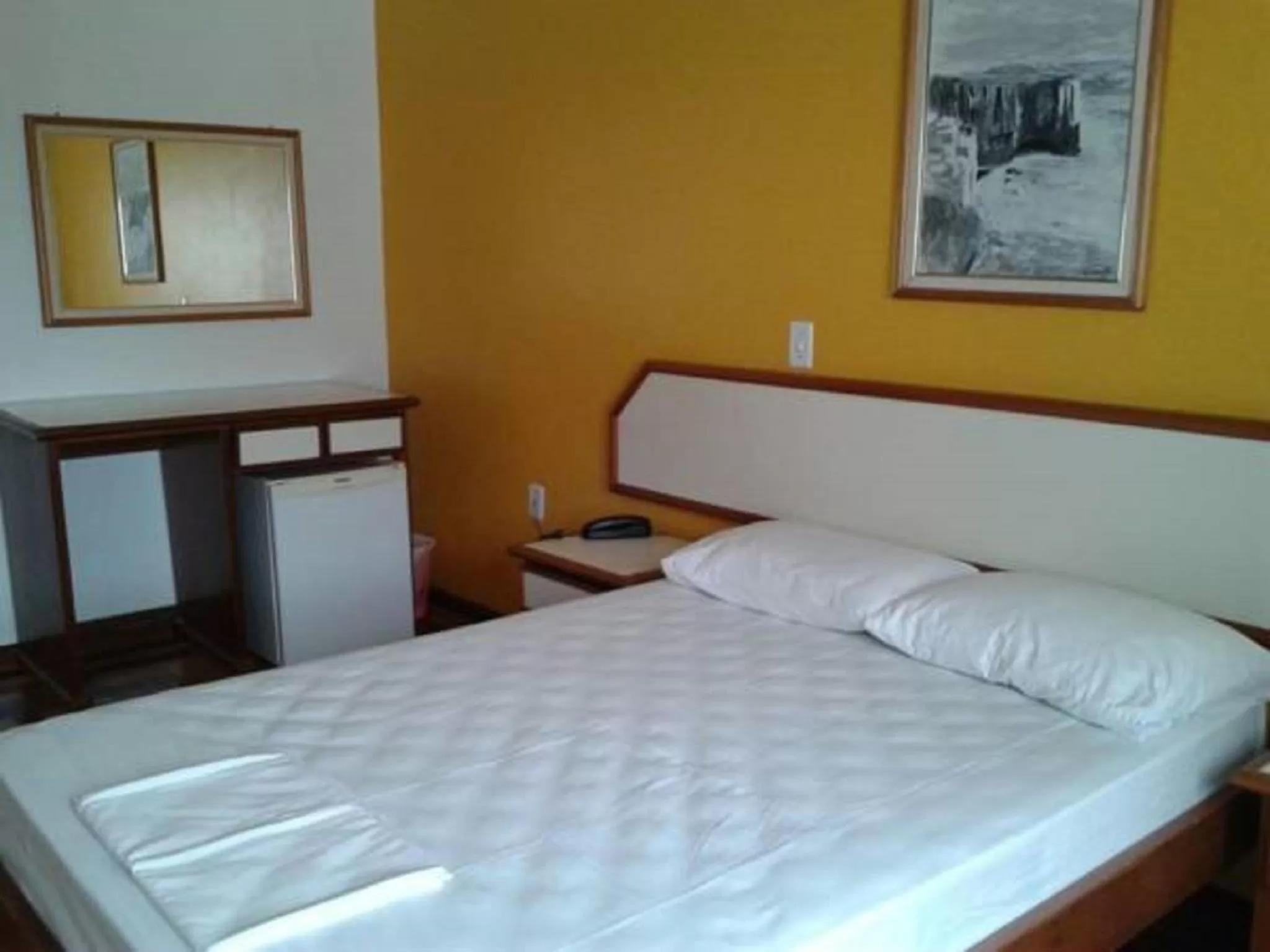 On site, Bed in Farol Hotel