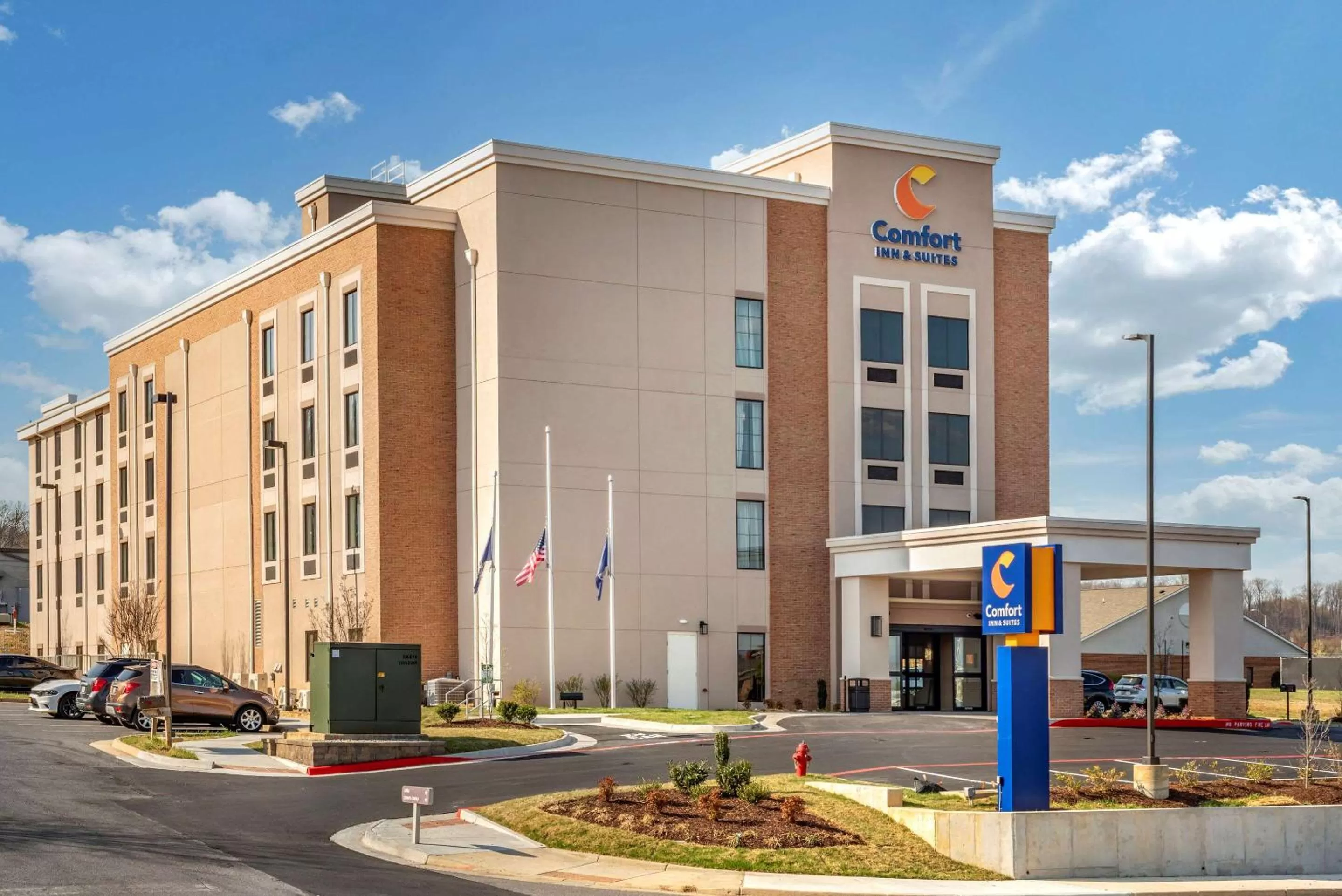 Property building in Comfort Inn & Suites