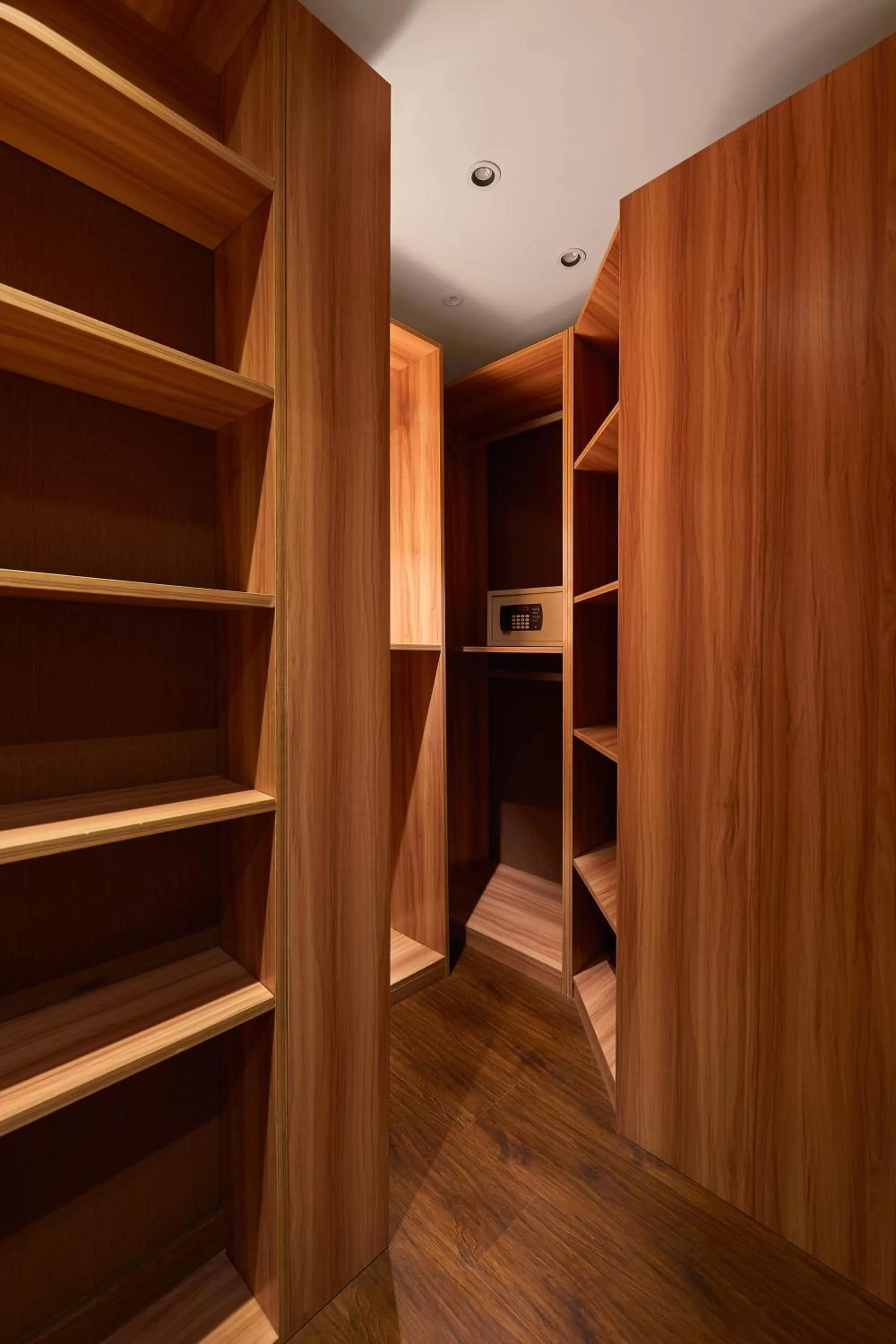wardrobe in Golden Park Hotel Cairo, Heliopolis
