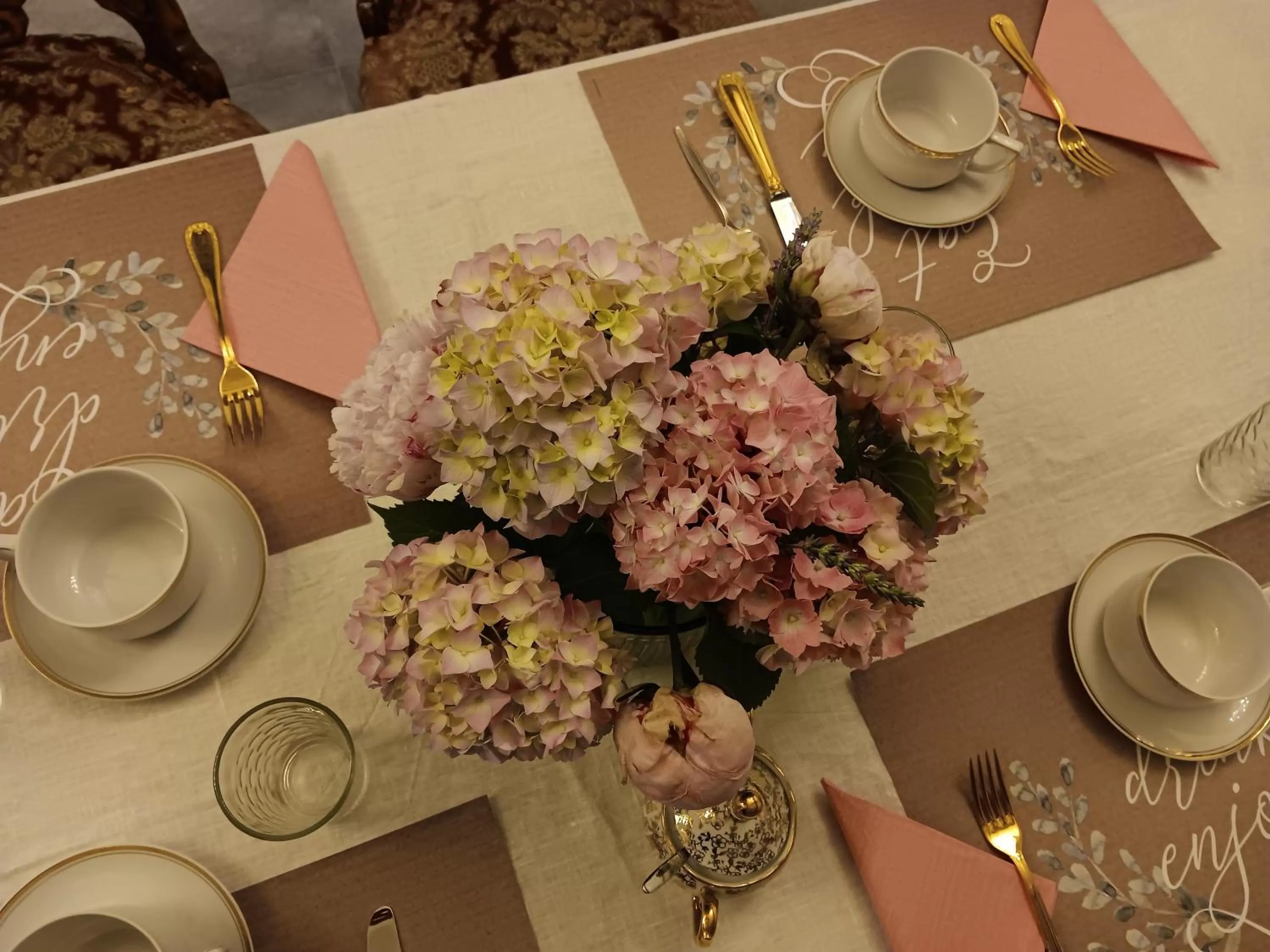 Breakfast, Restaurant/Places to Eat in CASA BELGERI