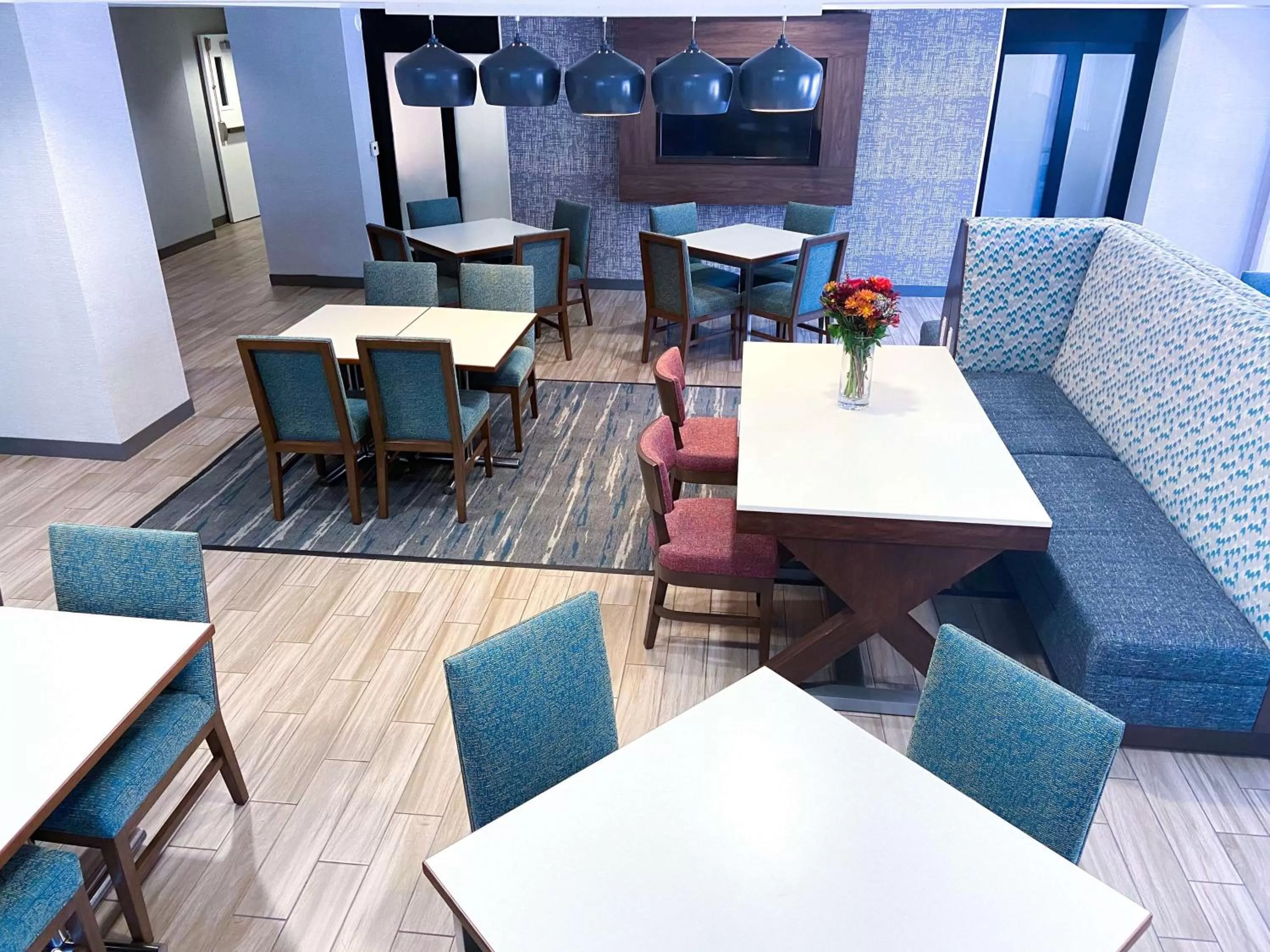 Breakfast in Hampton Inn Carlsbad North San Diego County