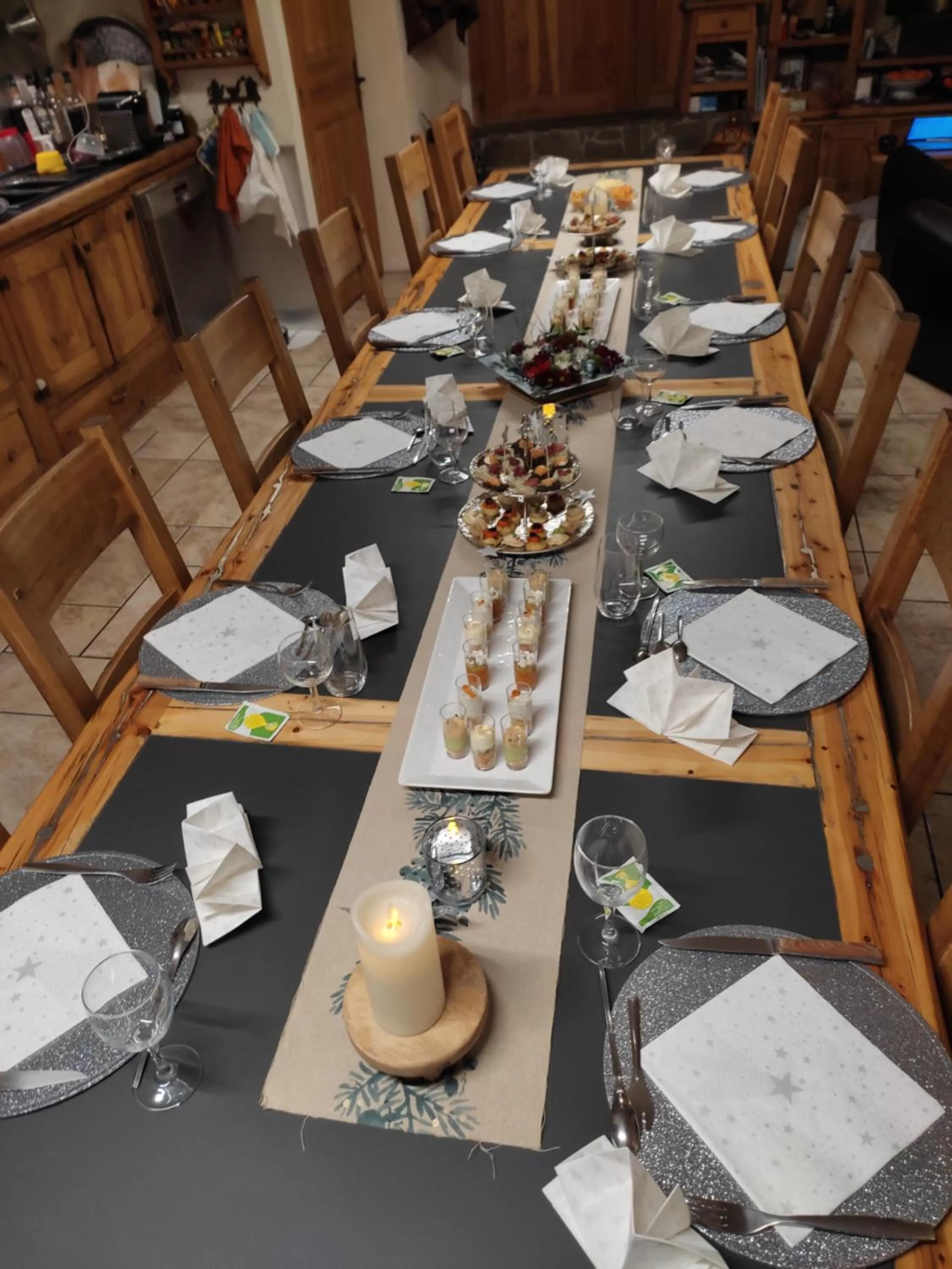 Dining area in Le Bacchu Ber