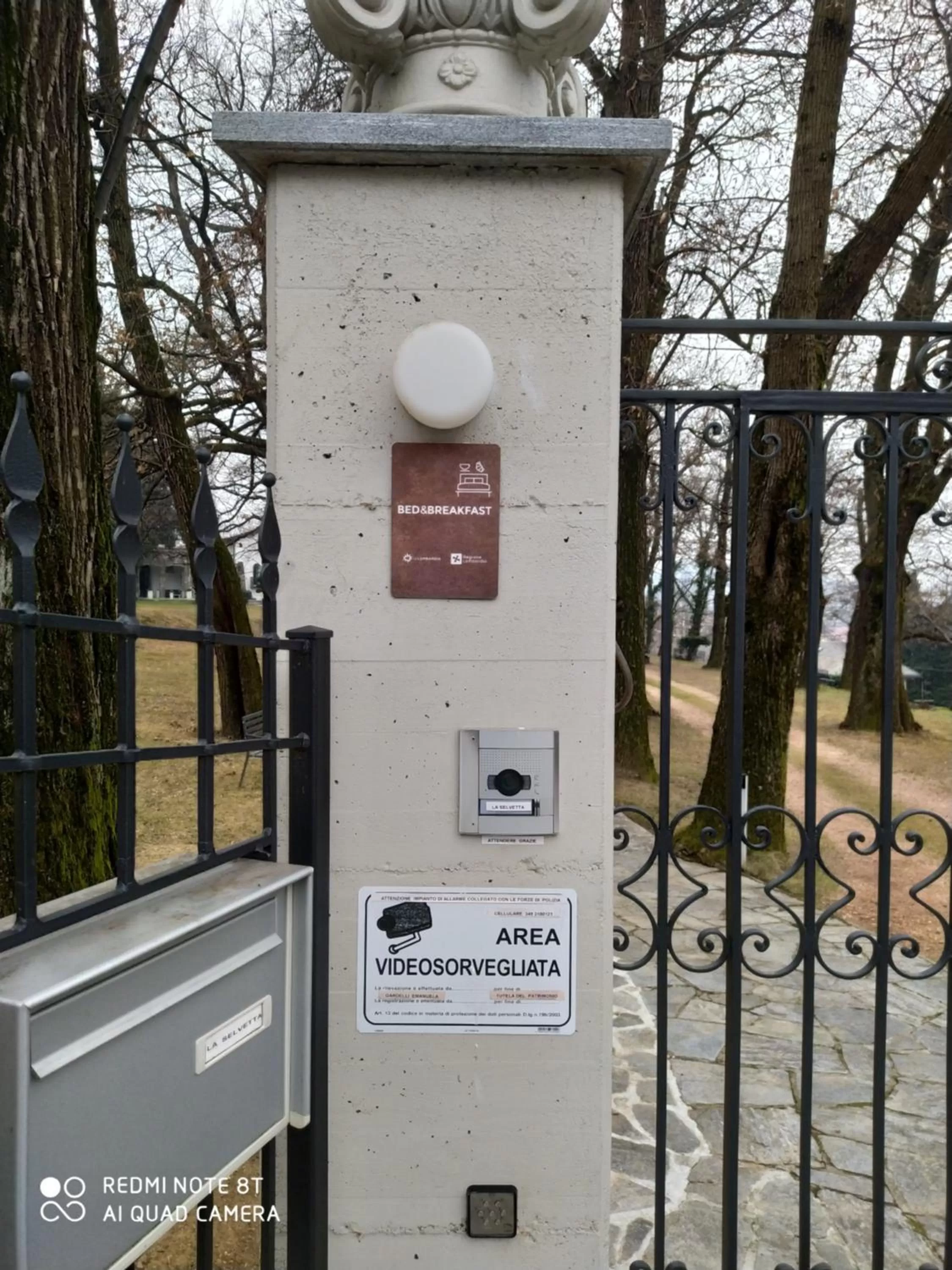 Facade/entrance in "La Selvetta" bed and breakfast