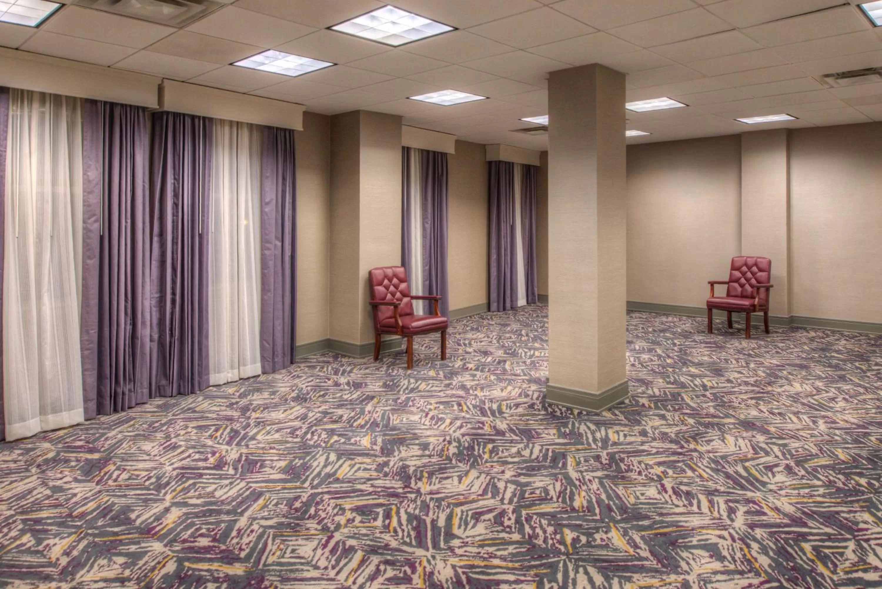 Meeting/conference room in DoubleTree by Hilton Utica