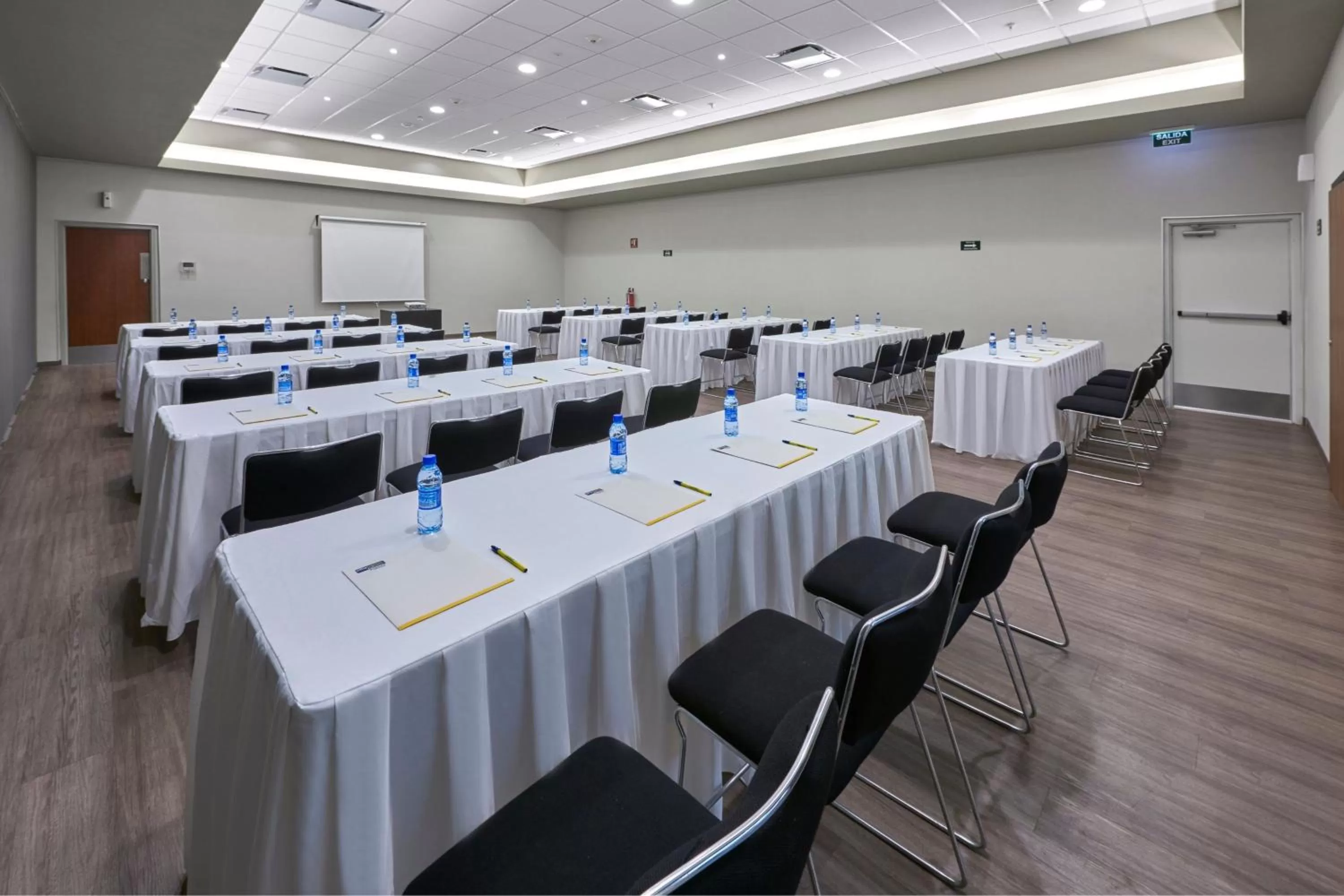 Meeting/conference room in City Express by Marriott Reynosa Aeropuerto
