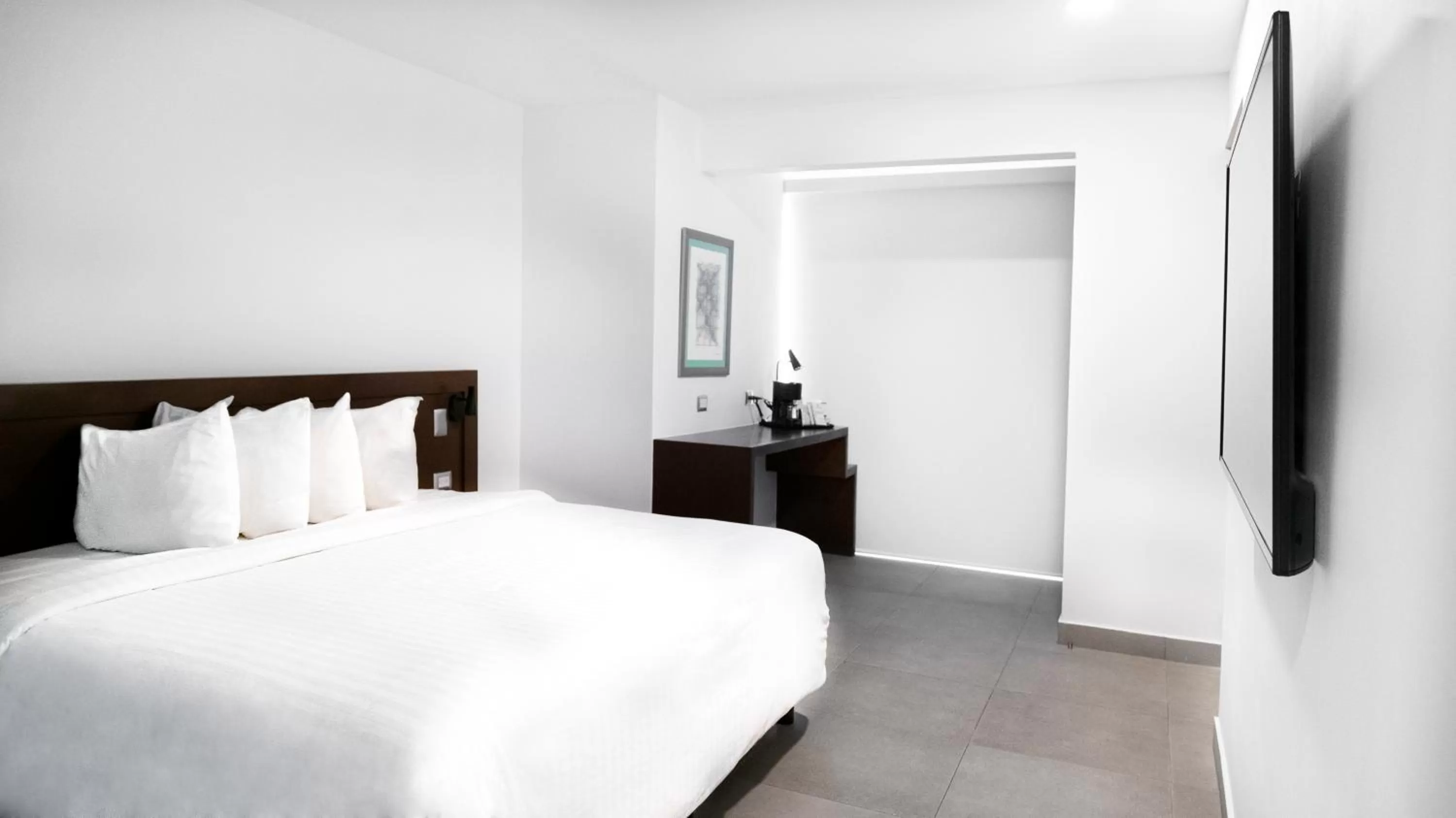 TV and multimedia, Bed in Park Inn by Radisson Mazatlan