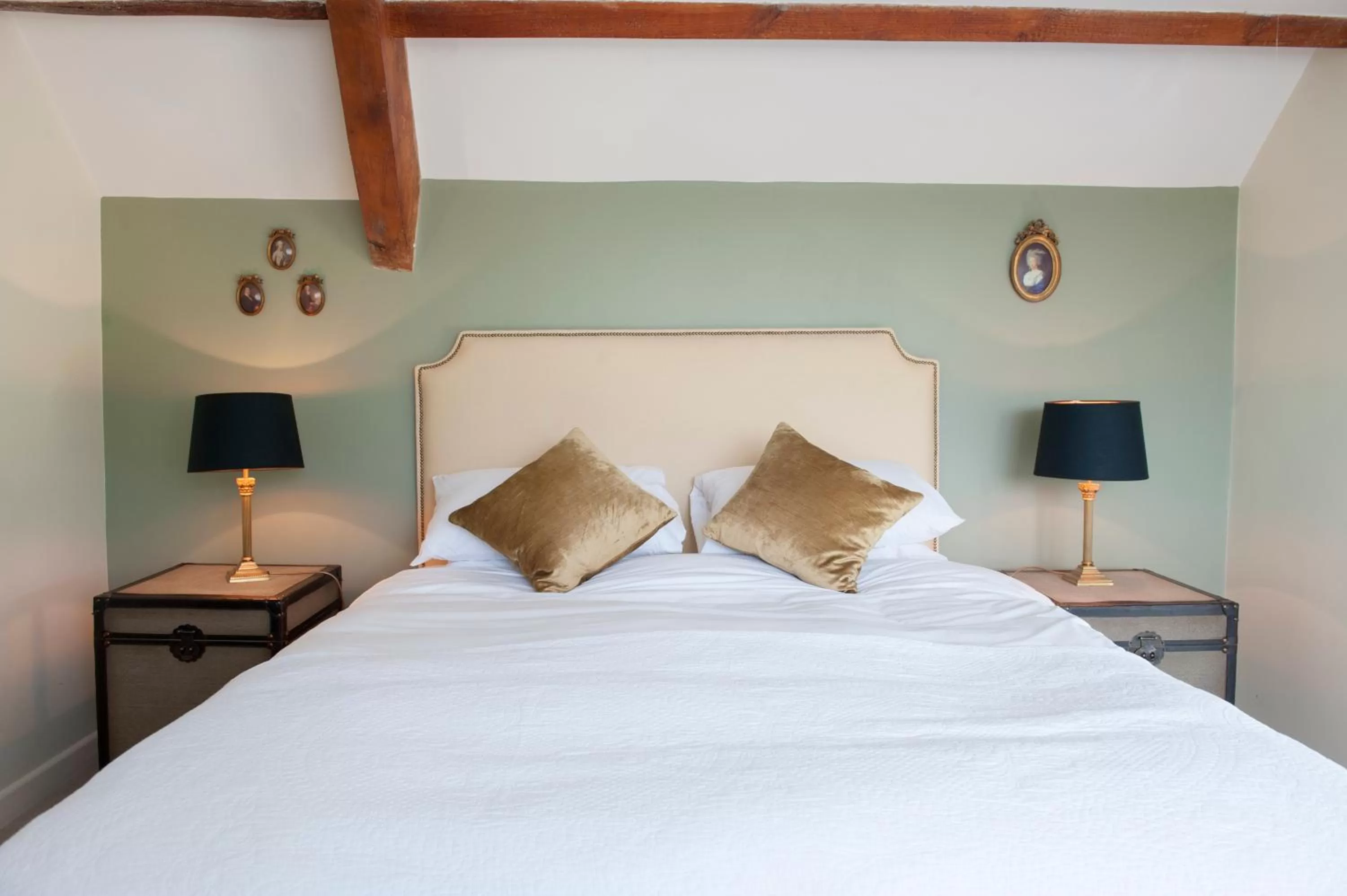 Bed, Room Photo in The Bridge House