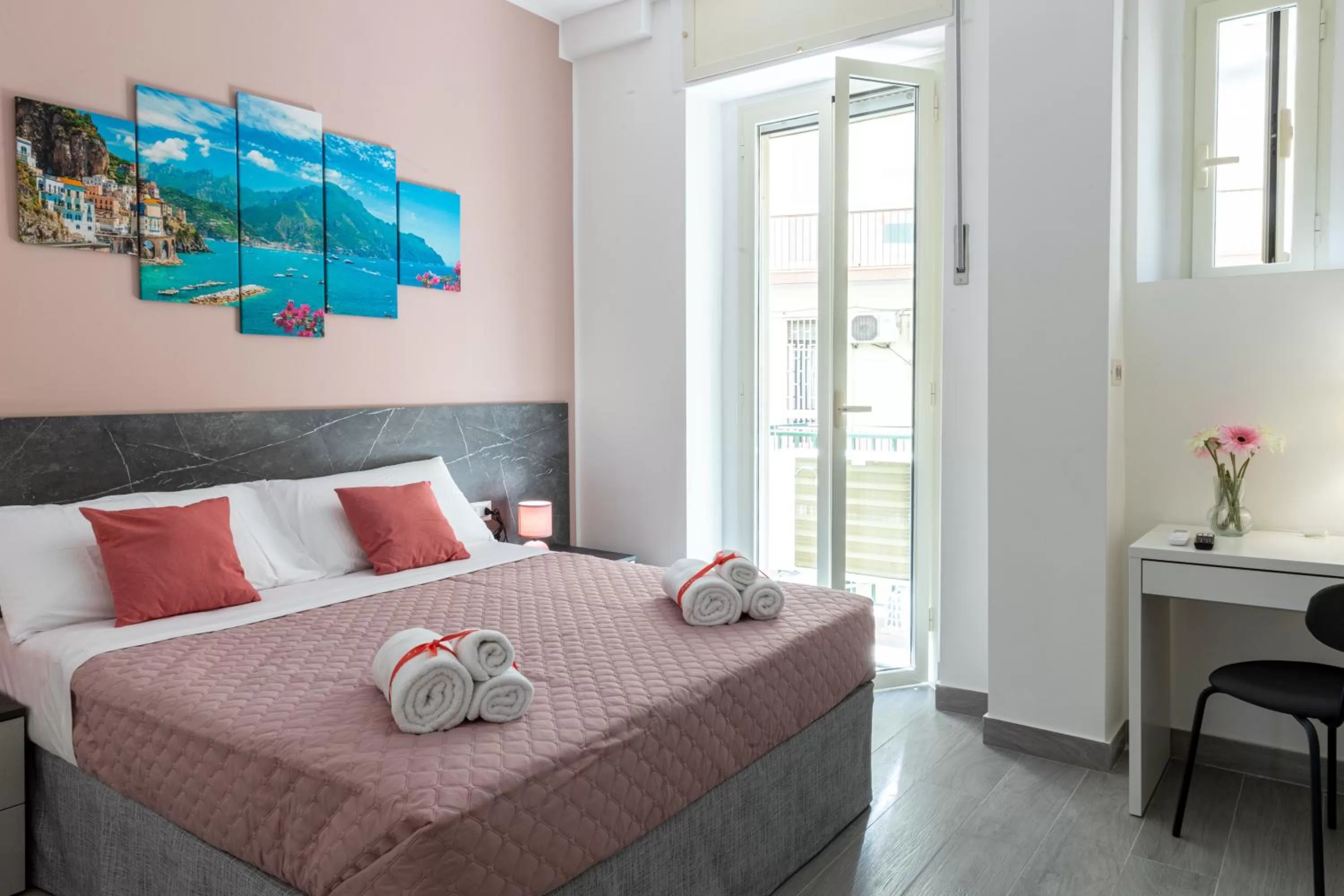 Bed in Partenope Guest House